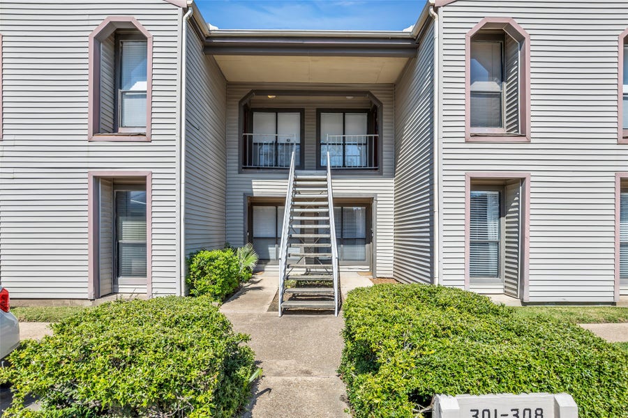 Property photo for 2025 Augusta Drive, #304, Houston, TX