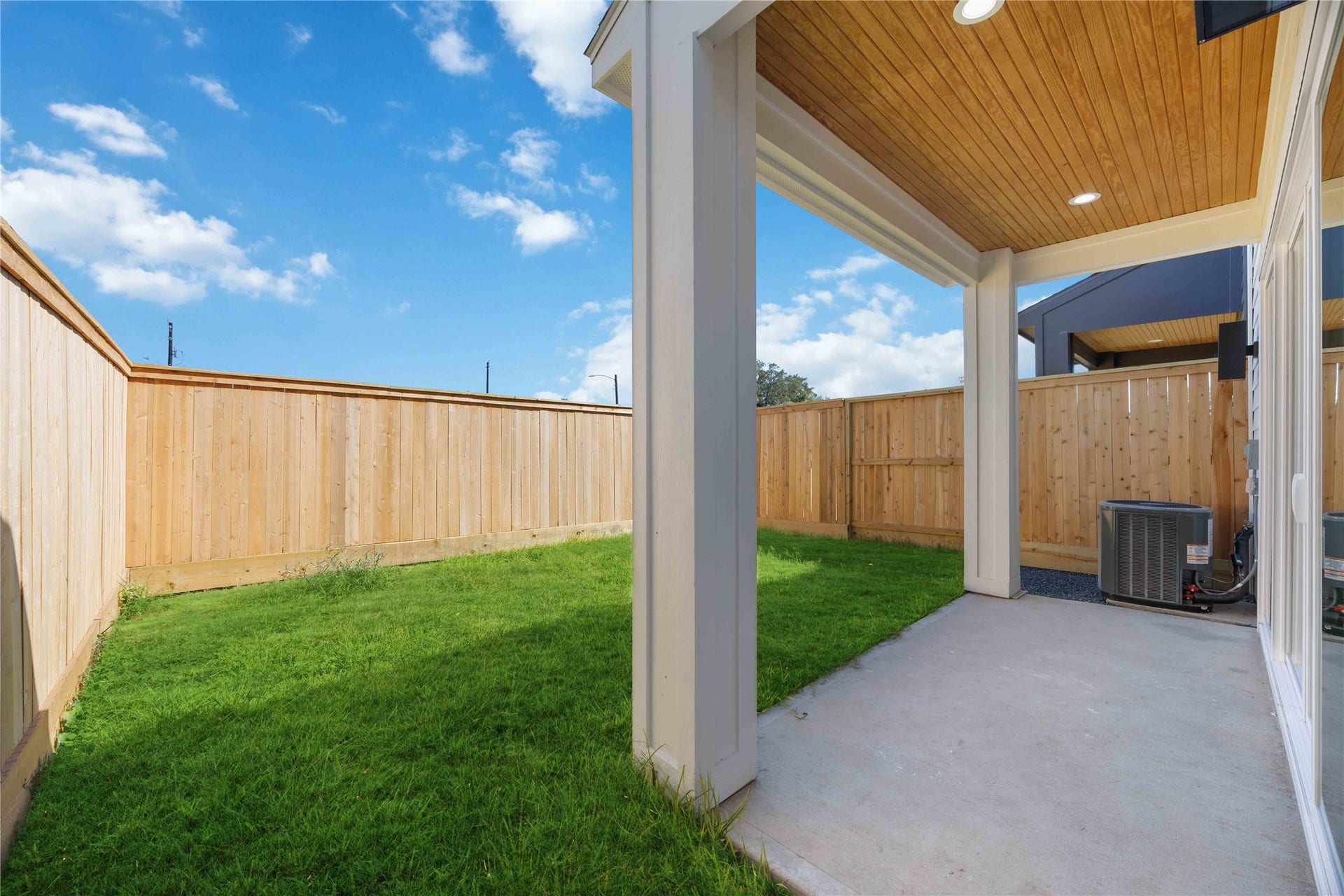 1414 Copeland Street, #B, Houston, TX 77020