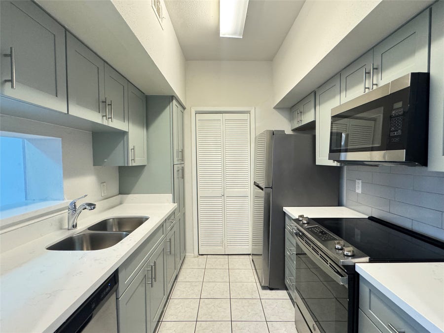Property photo for 6602 Harbor Town Drive, #303, Houston, TX