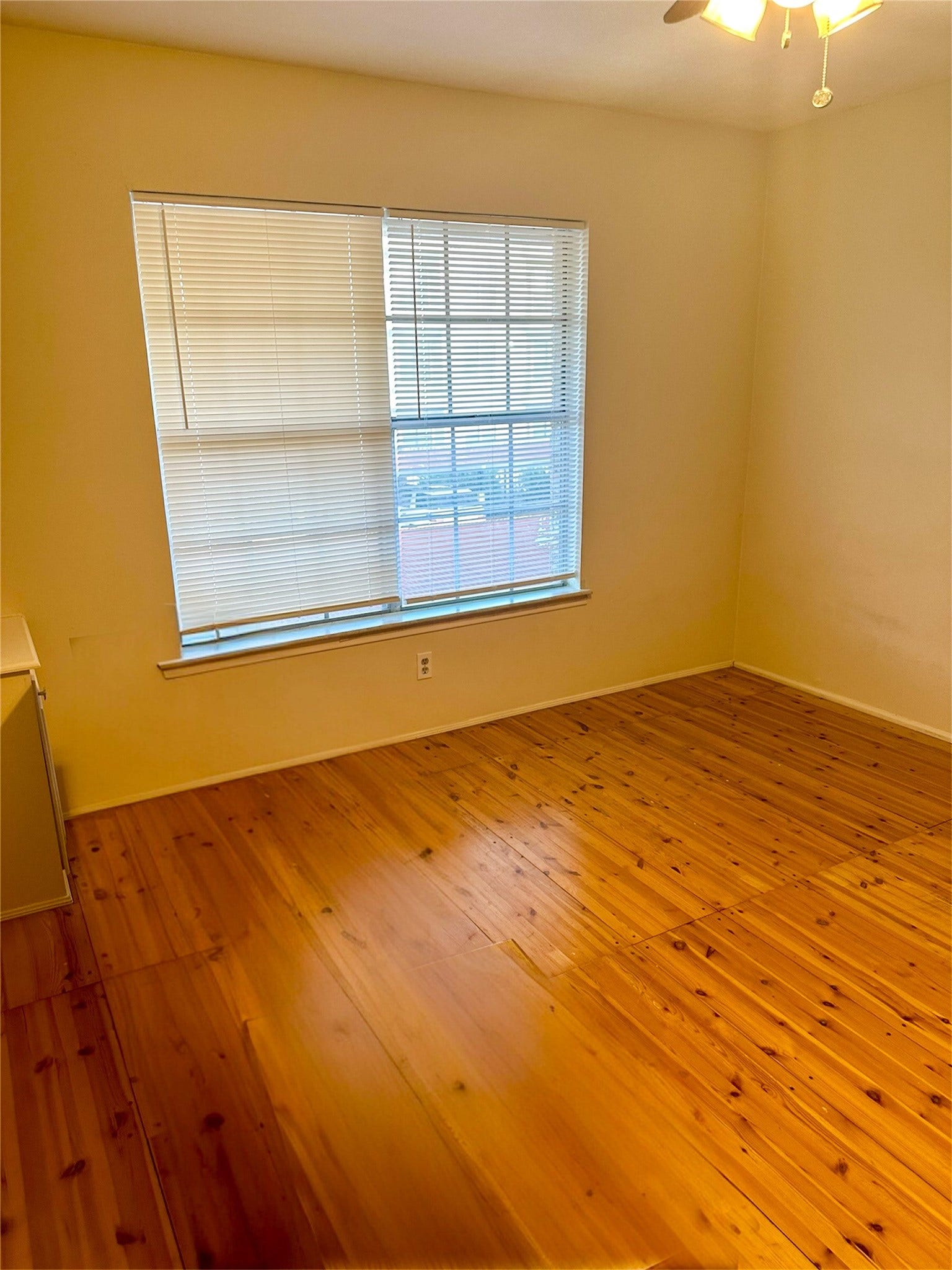 7600 Burgoyne Road, #240, Houston, TX 77063 Bedroom