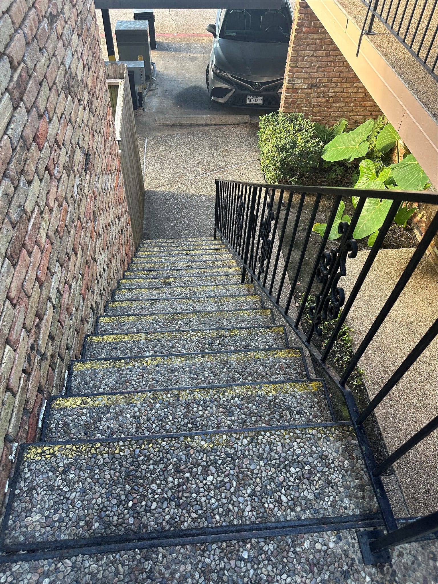 7600 Burgoyne Road, #240, Houston, TX 77063 7600 Burgoyne Road, #240, Houston, TX 77063