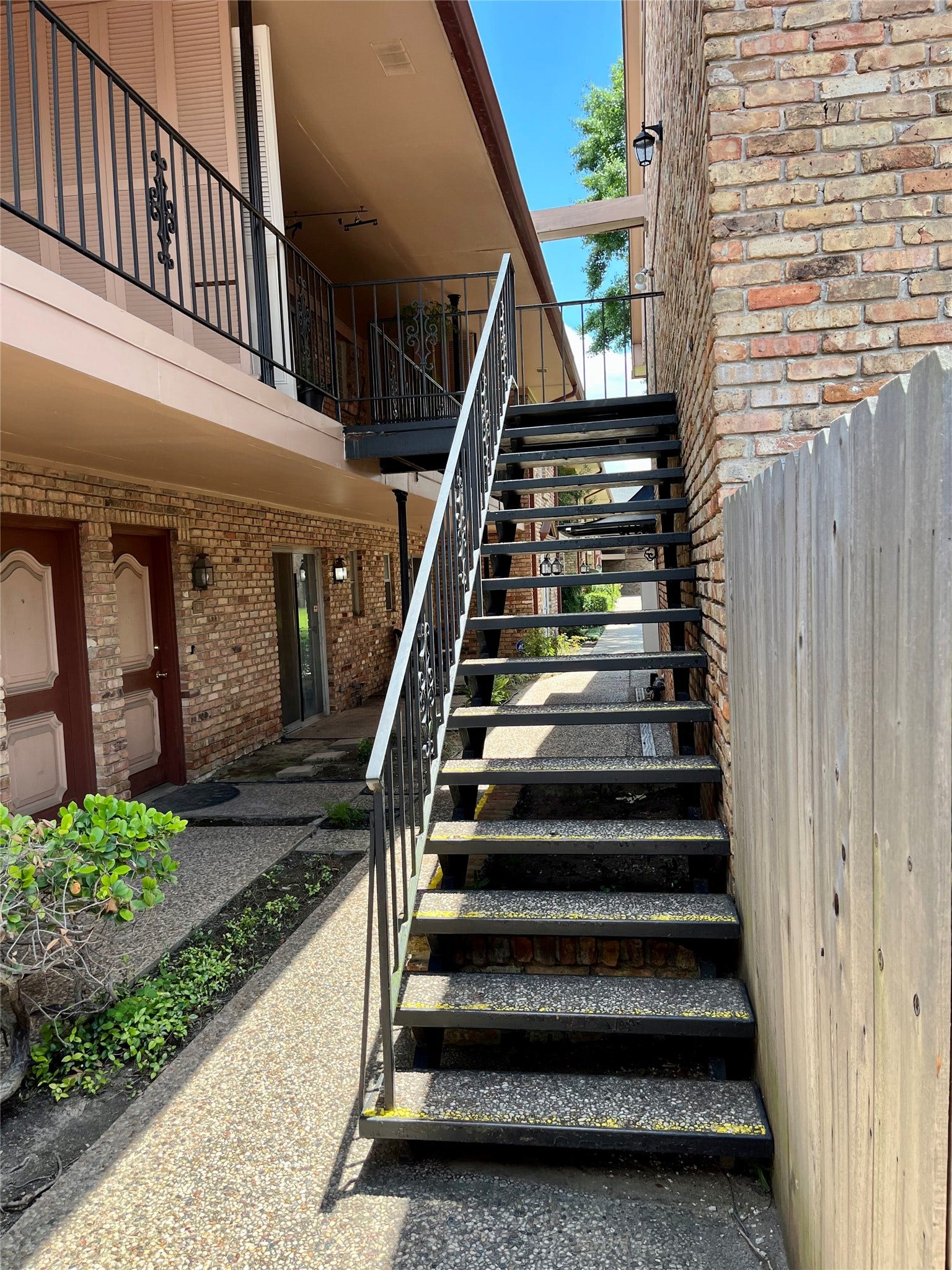 7600 Burgoyne Road, #240, Houston, TX 77063 7600 Burgoyne Road, #240, Houston, TX 77063