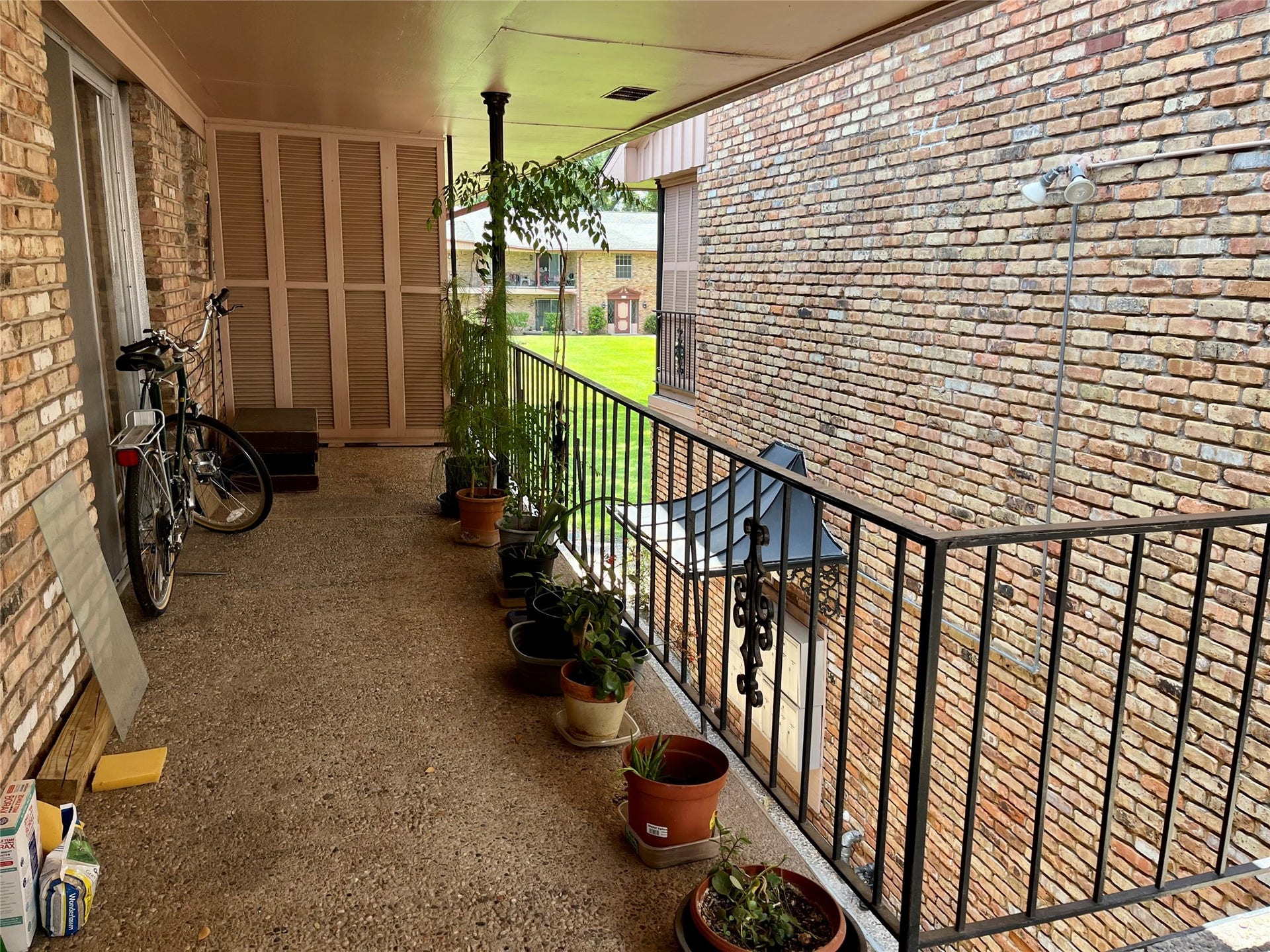 7600 Burgoyne Road, #240, Houston, TX 77063 7600 Burgoyne Road, #240, Houston, TX 77063
