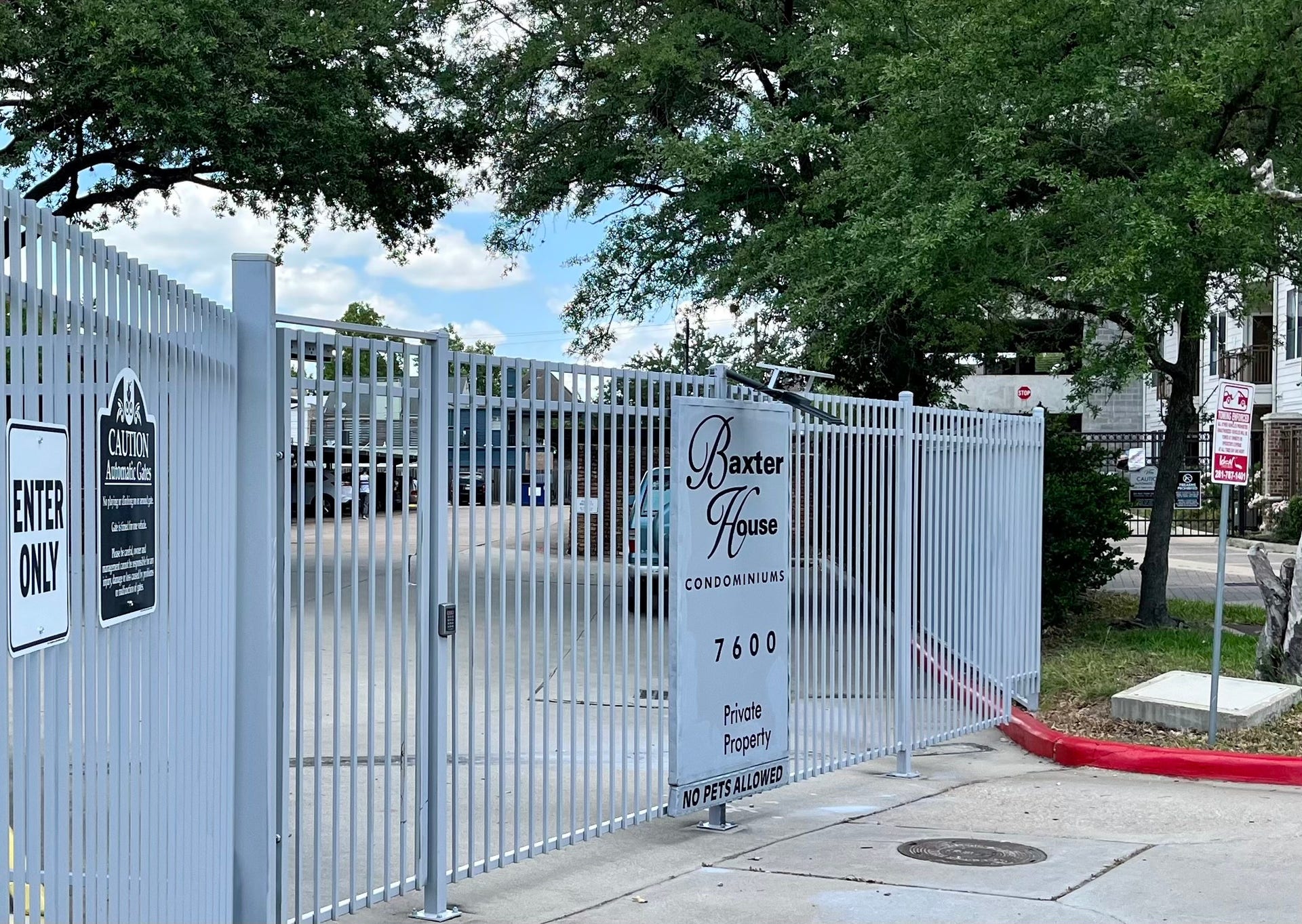 7600 Burgoyne Road, #240, Houston, TX 77063 7600 Burgoyne Road, #240, Houston, TX 77063