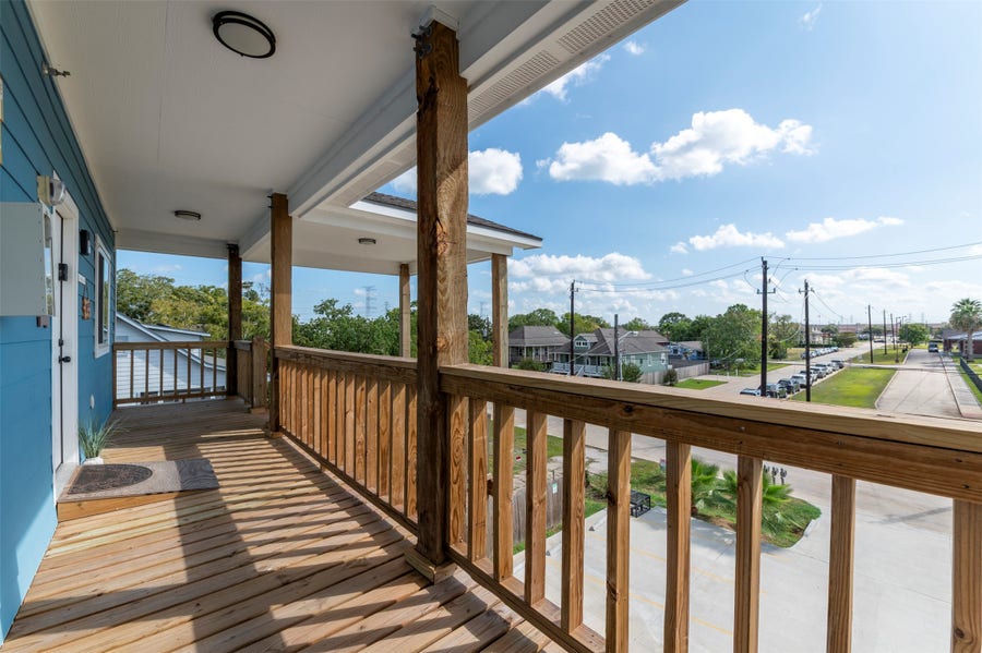 Property photo for 175 W 6th Street, #A, Kemah, TX