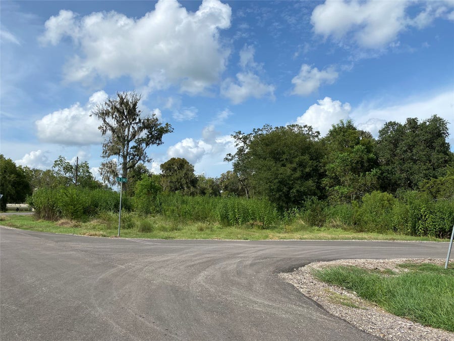 Property photo for 4292 Blue Lake Road, Angleton, TX