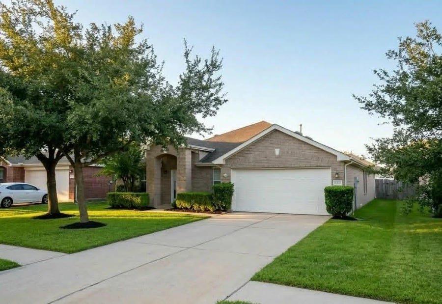 Property photo for 21522 Pointed Oak Lane, Katy, TX