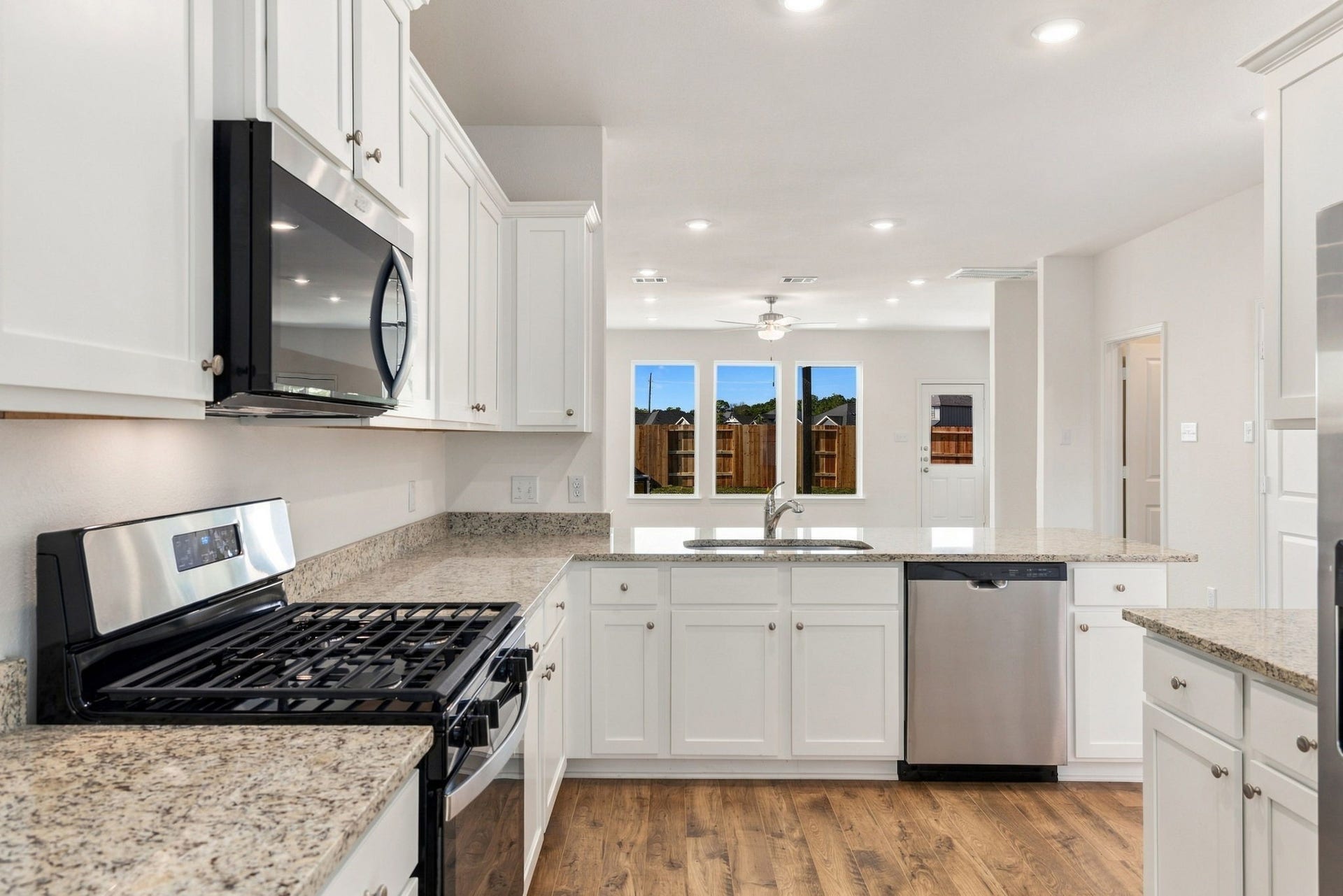 8914 Mystery Stone Drive, Magnolia, TX 77583 8914 Mystery Stone Drive, Magnolia, TX 77583