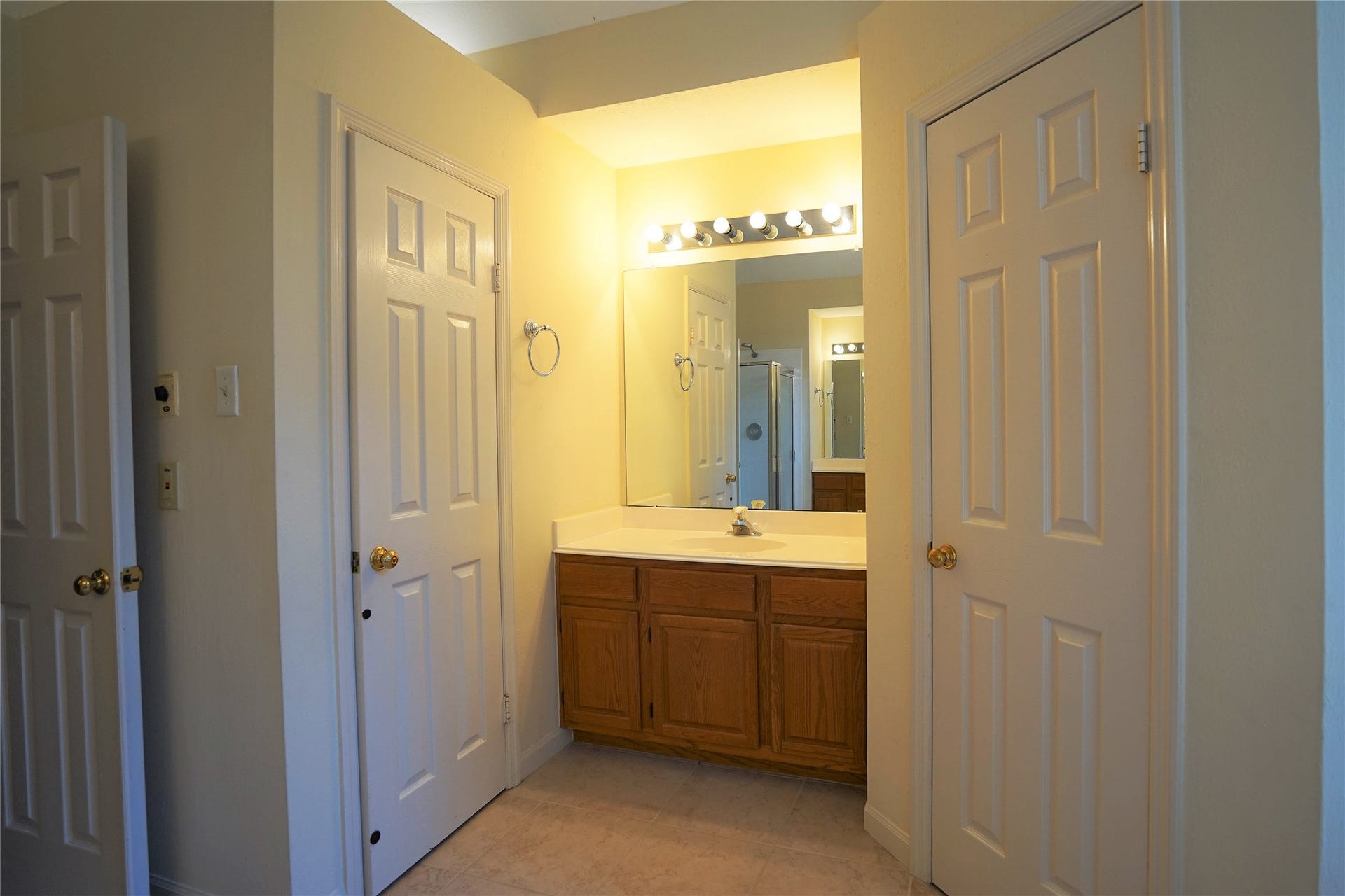 50 Indian Summer Place, The Woodlands, TX 77381 50 Indian Summer Place, The Woodlands, TX 77381
