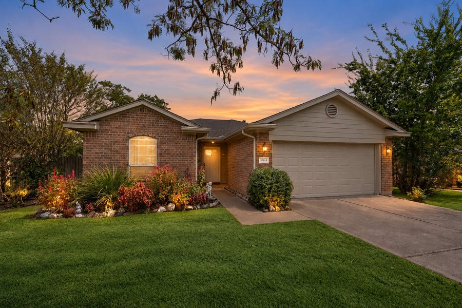 Property photo for 10614 Twin Circles Drive, Montgomery, TX