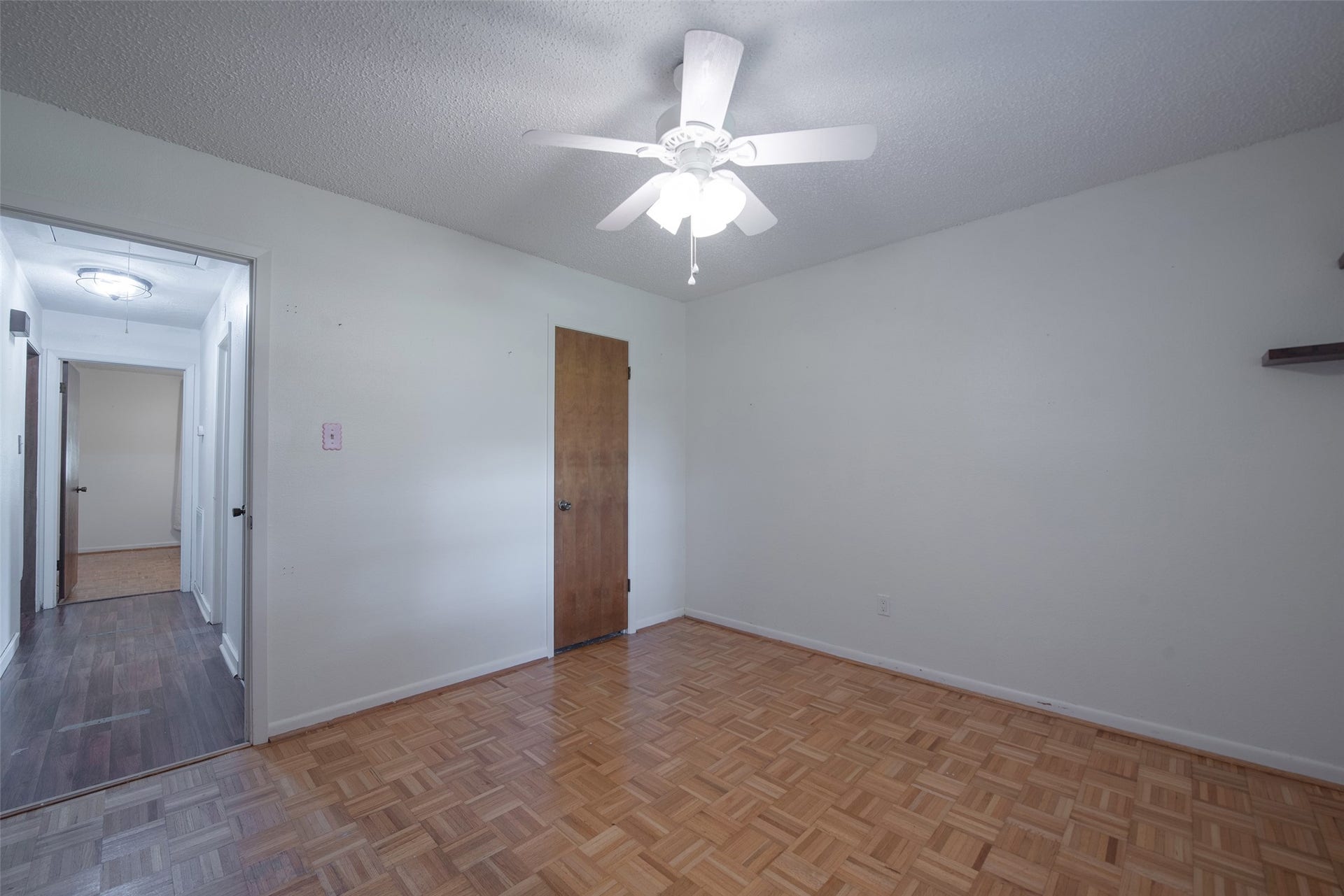 504 Walnut Street, Waller, TX 77484 Bedroom