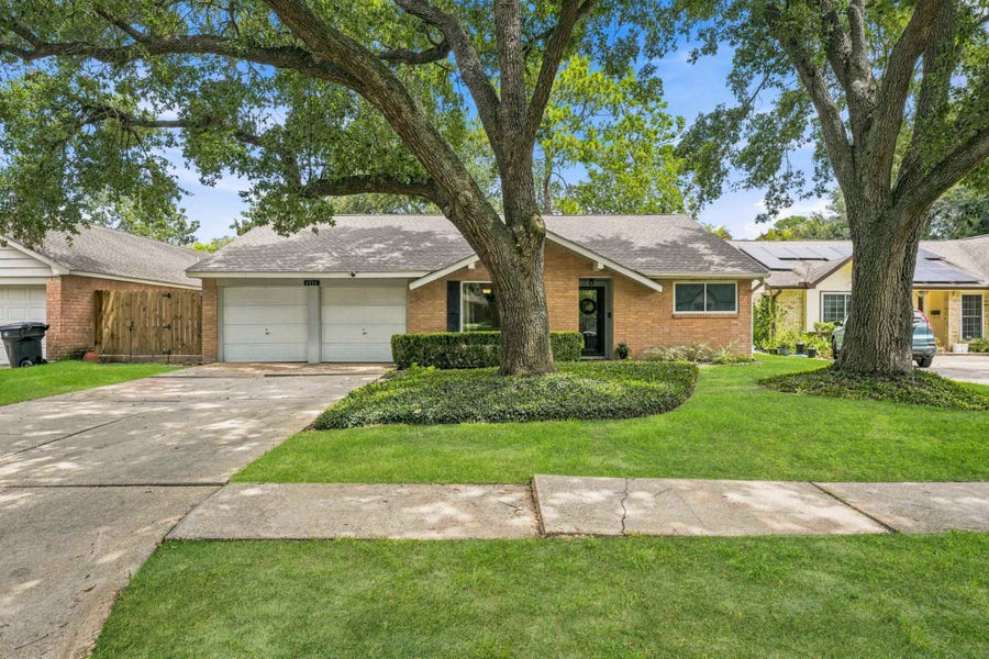 Property photo for 6006 Vicki John Drive, Houston, TX