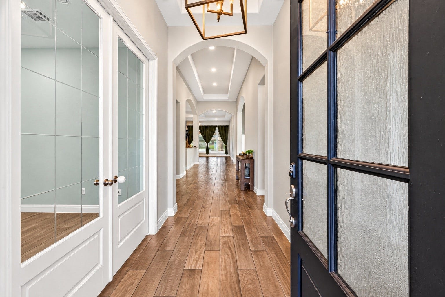 18902 Carson Glen Drive, New Caney, TX 77357 Entry