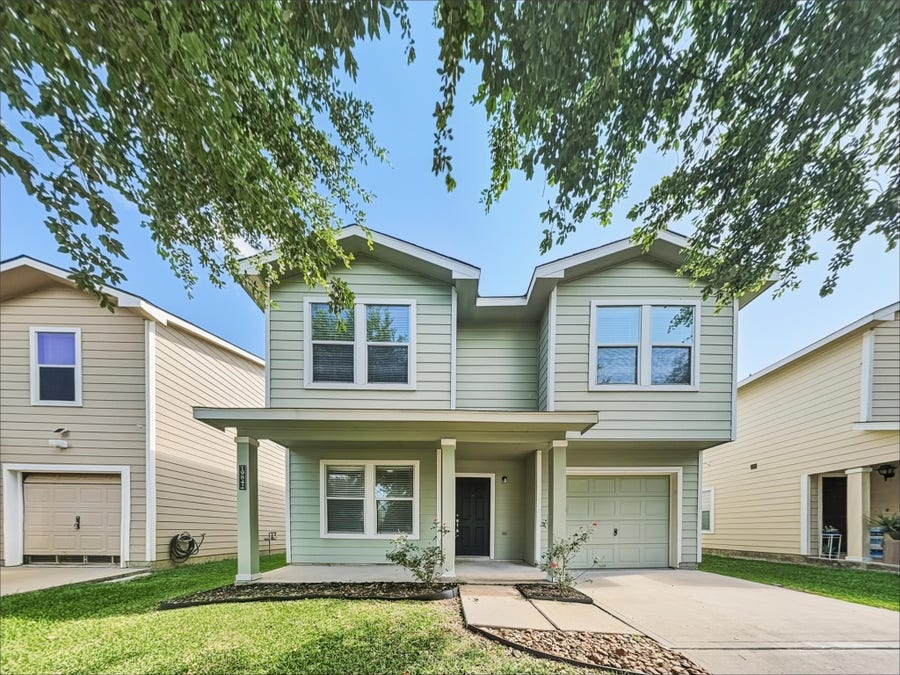 Property photo for 19842 Stonecross Glen Lane, Cypress, TX