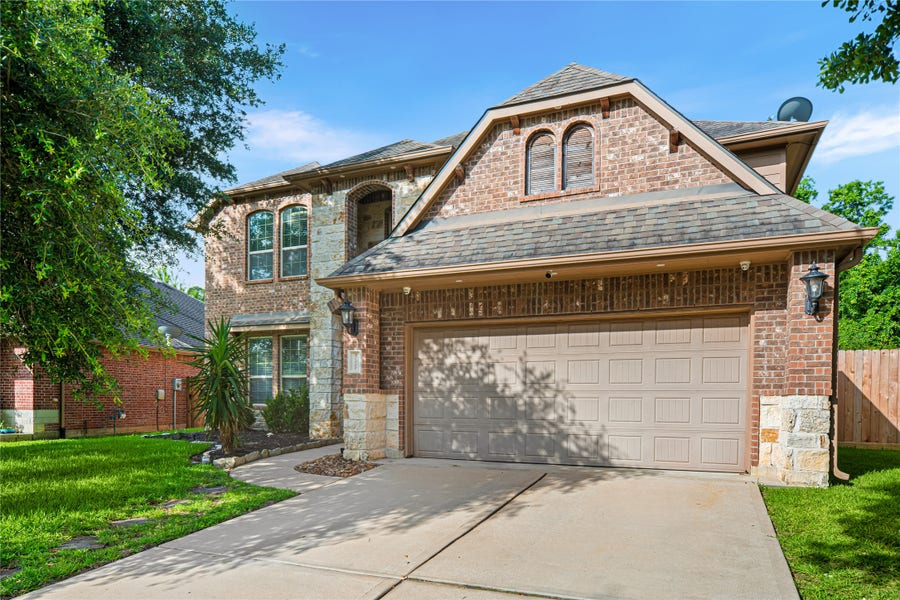 Property photo for 21107 Knight Quest Drive, Tomball, TX