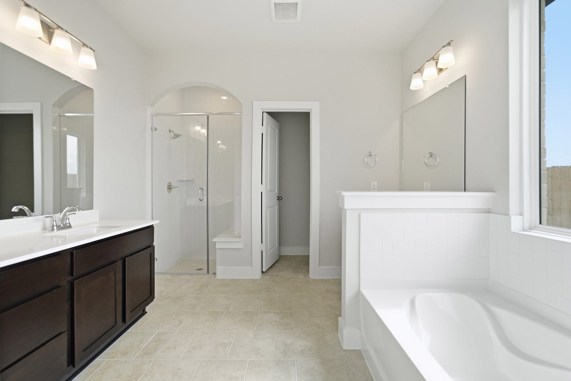 7702 Jade Crest Drive, Angleton, TX 77515 7702 Jade Crest Drive, Angleton, TX 77515