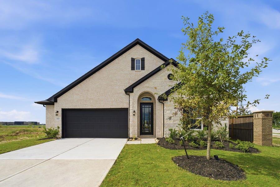 Property photo for 7702 Jade Crest Drive, Angleton, TX