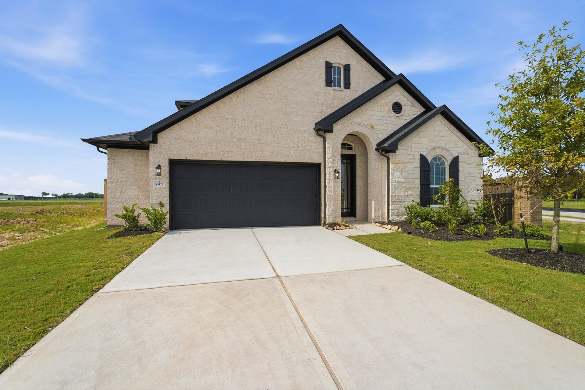 7702 Jade Crest Drive, Angleton, TX 77515 7702 Jade Crest Drive, Angleton, TX 77515