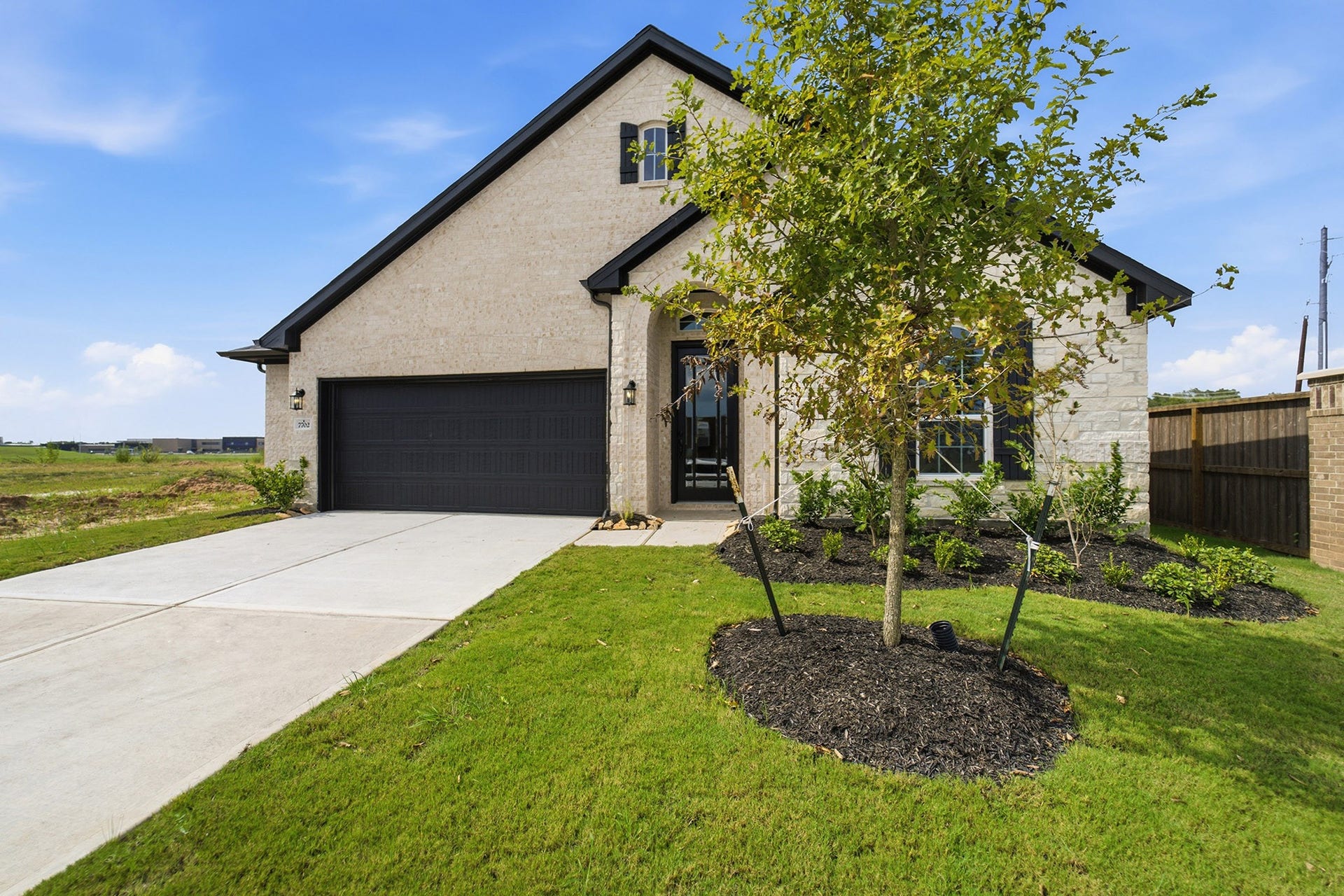 7702 Jade Crest Drive, Angleton, TX 77515 7702 Jade Crest Drive, Angleton, TX 77515