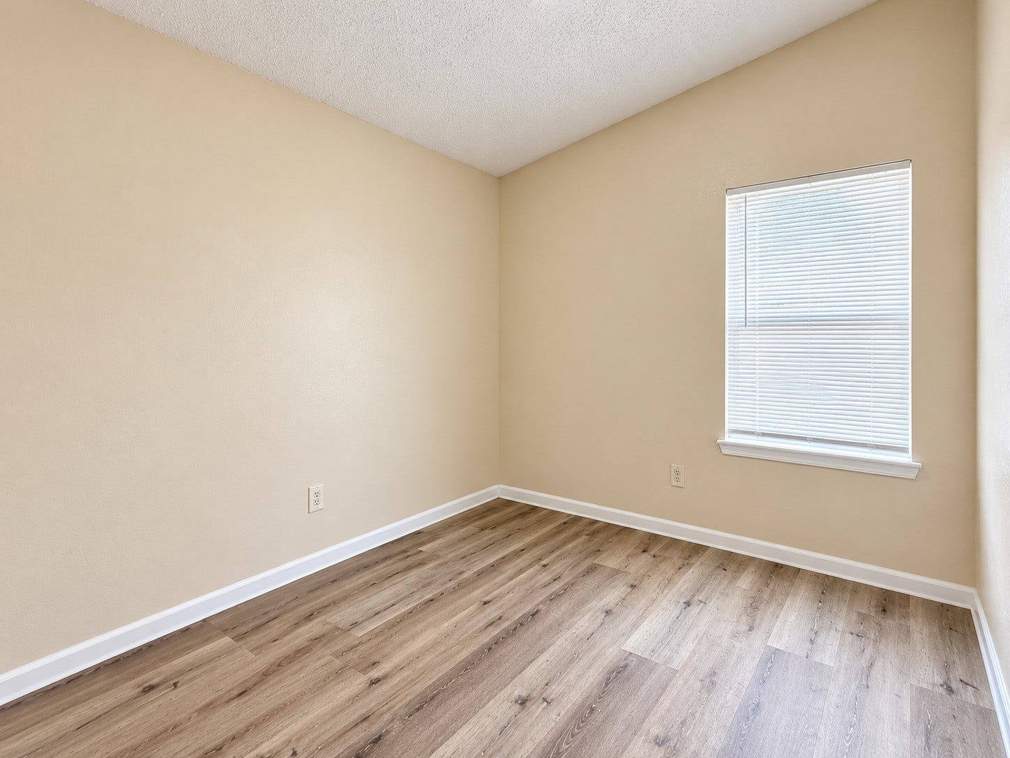 15821 Ridgecroft Road, Houston, TX 77053