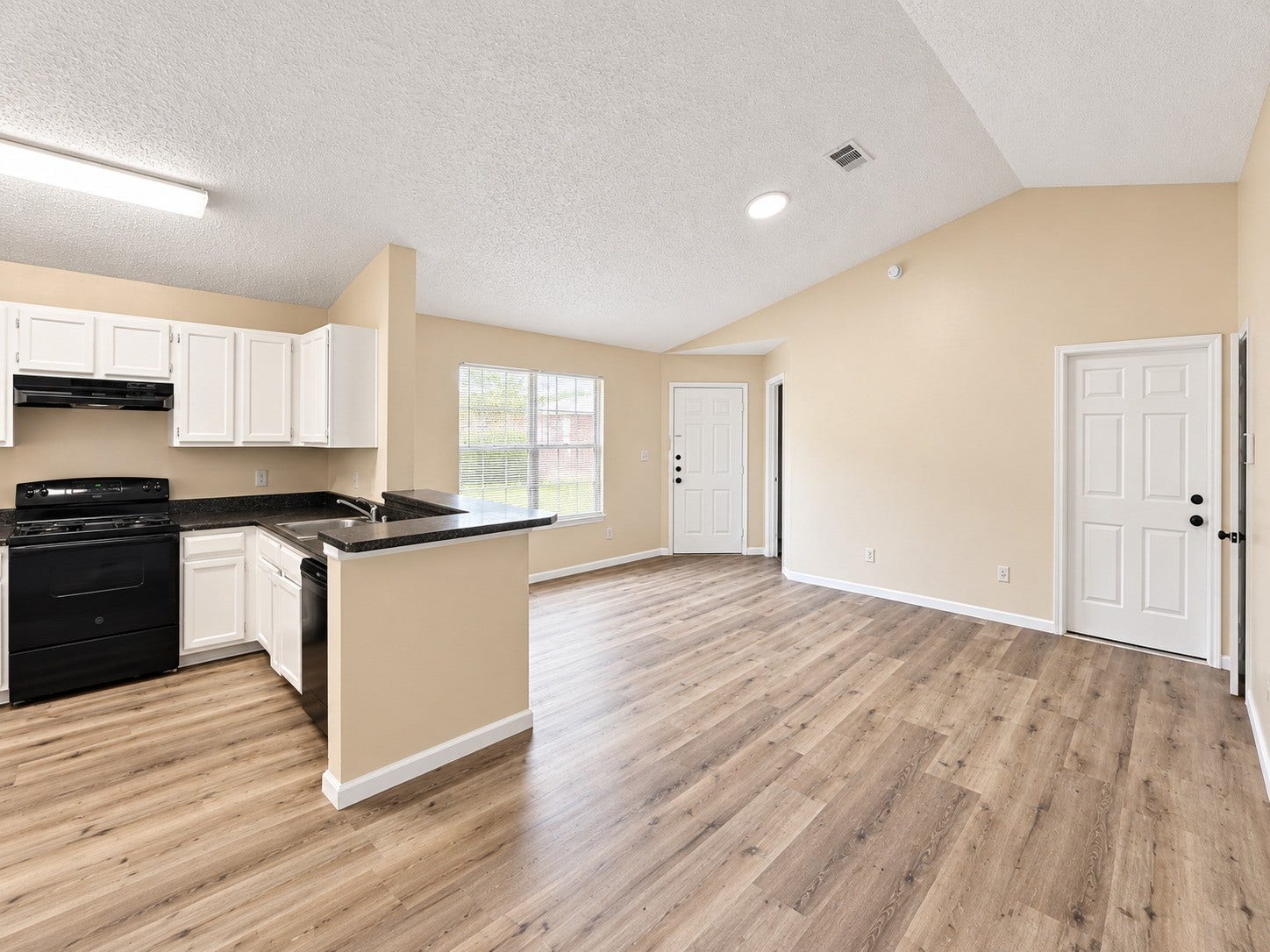 15821 Ridgecroft Road, Houston, TX 77053