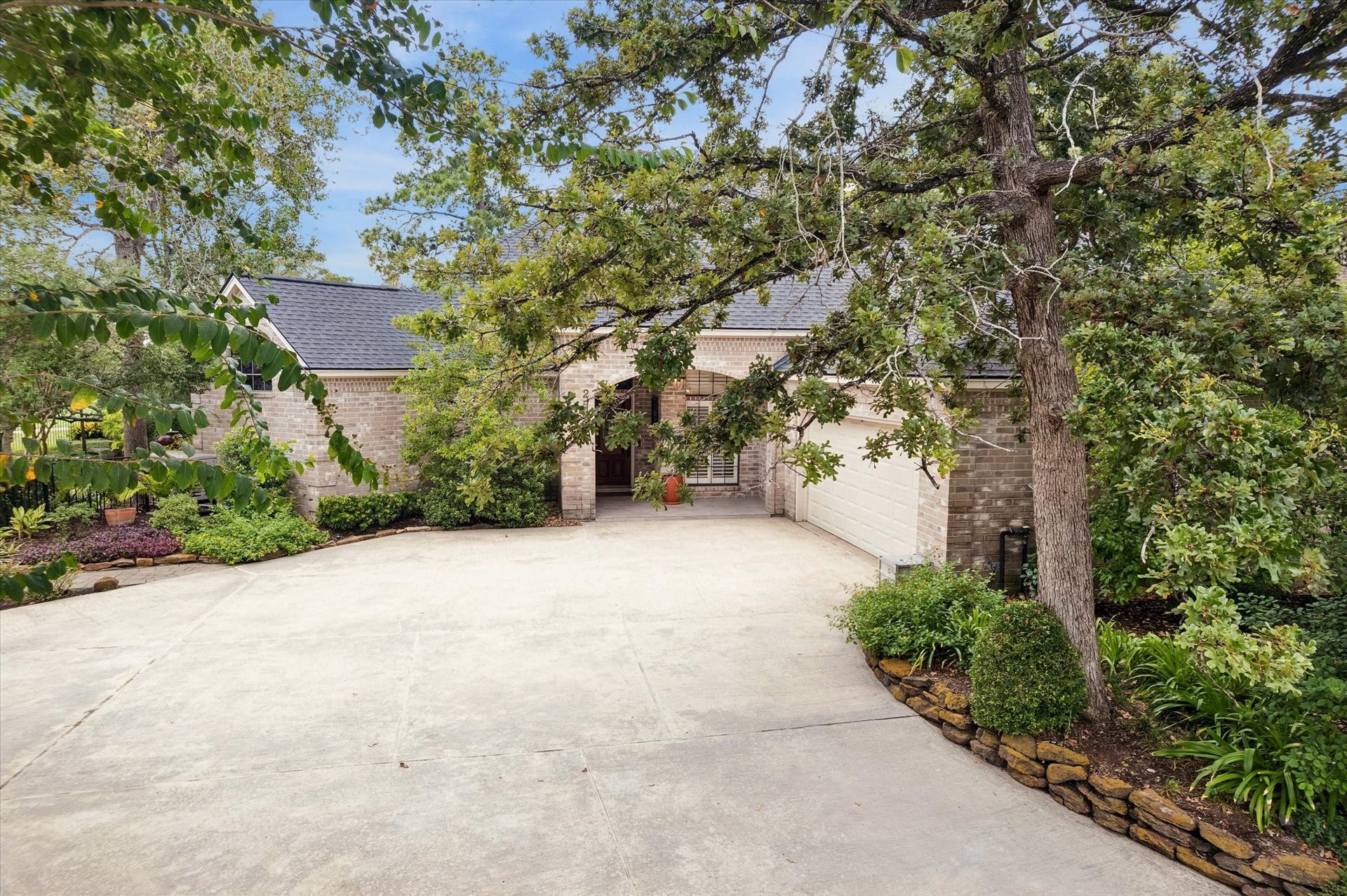 25023 Northampton Terrace Drive, Spring, TX 77389