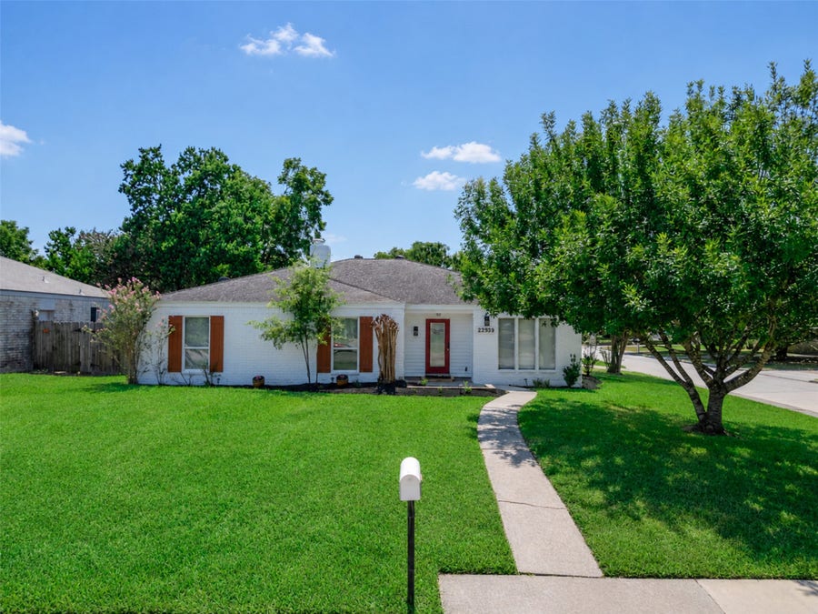 Property photo for 22939 Spring Willow Drive, Tomball, TX