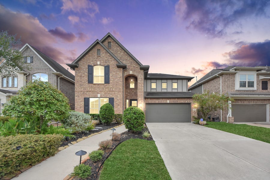 Property photo for 10139 Deerpark Drive, Missouri City, TX
