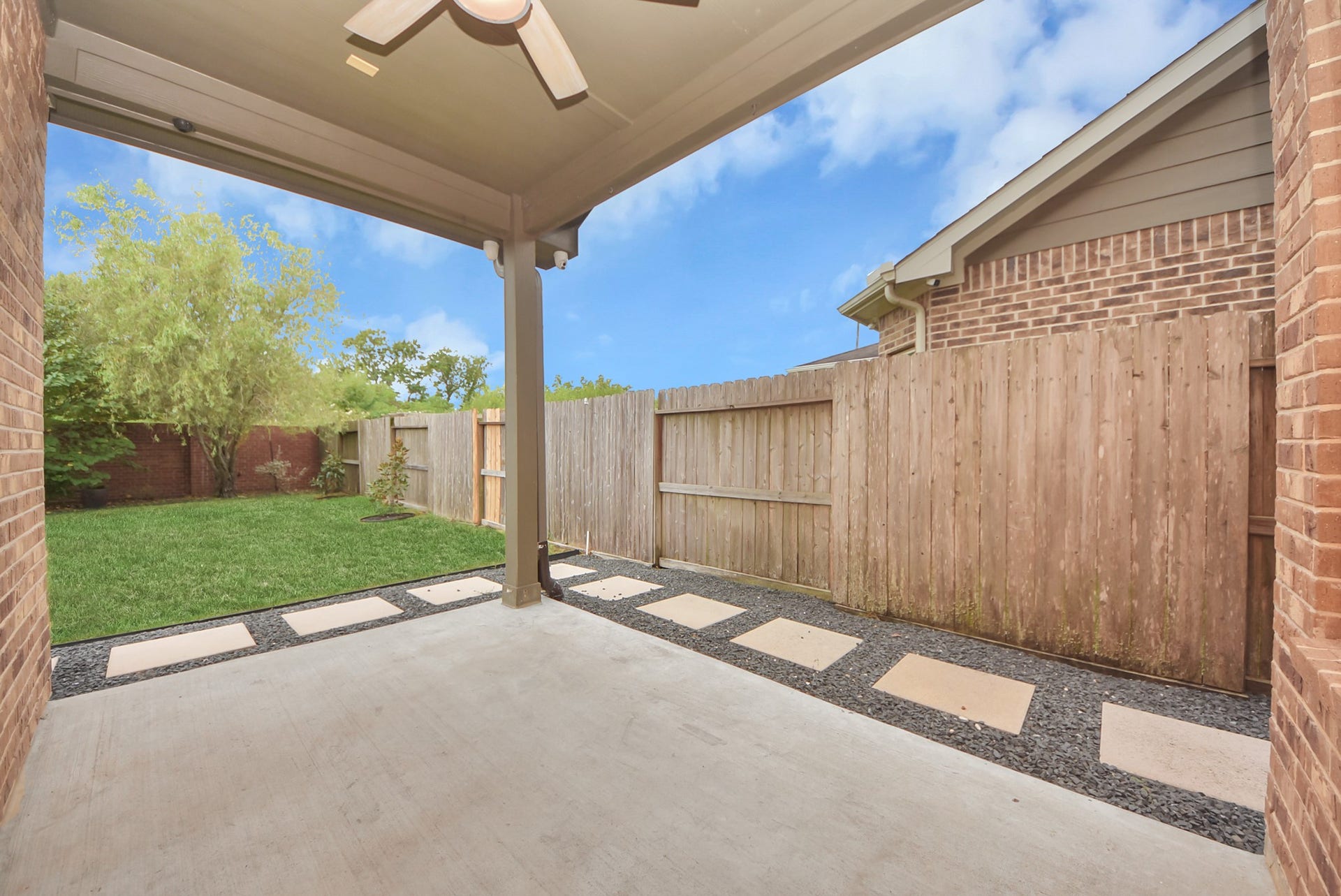10139 Deerpark Drive, Missouri City, TX 77459 10139 Deerpark Drive, Missouri City, TX 77459