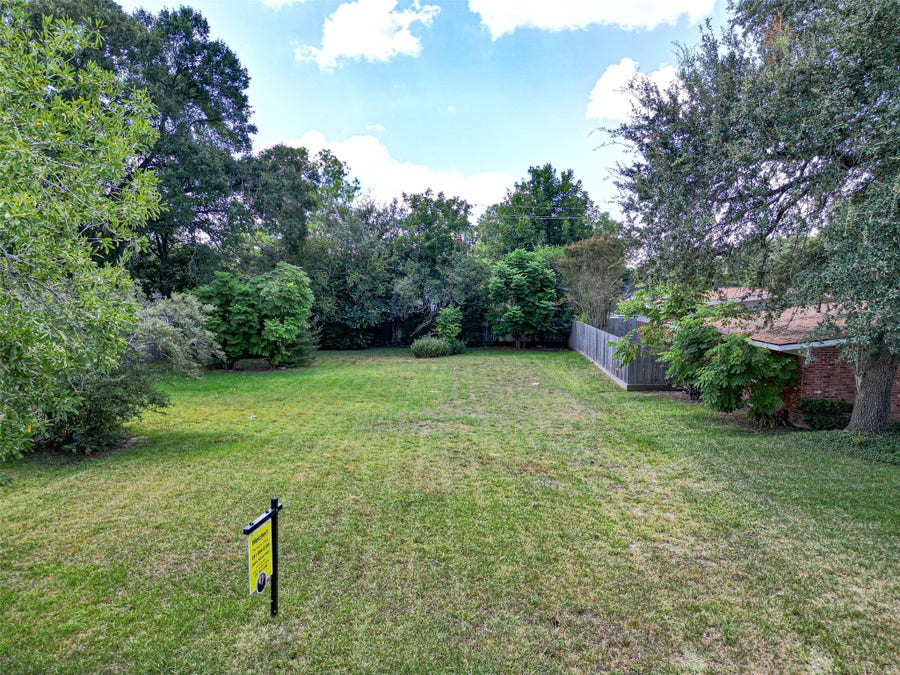 Property photo for 5639 W Bellfort Avenue, Houston, TX