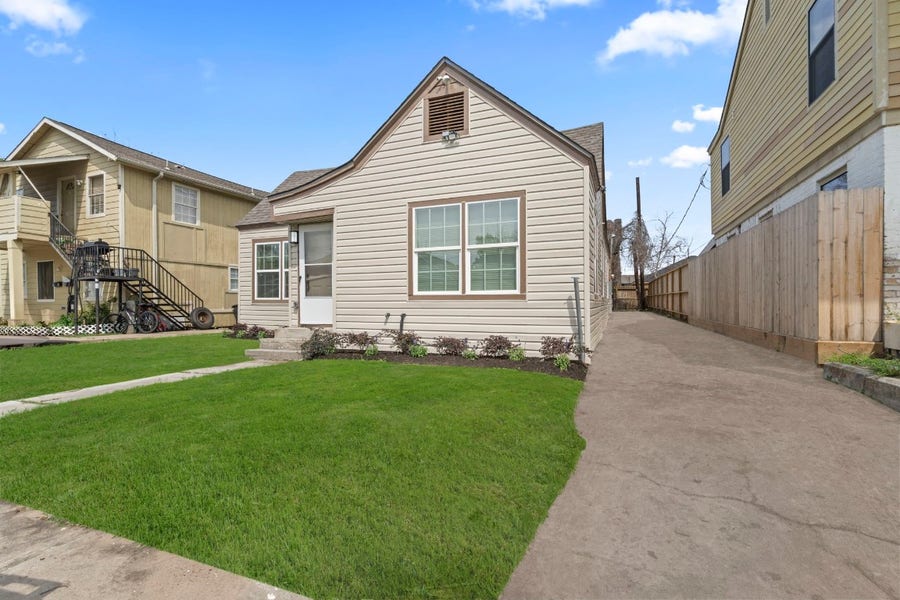Property photo for 2817 Winbern Street, Houston, TX
