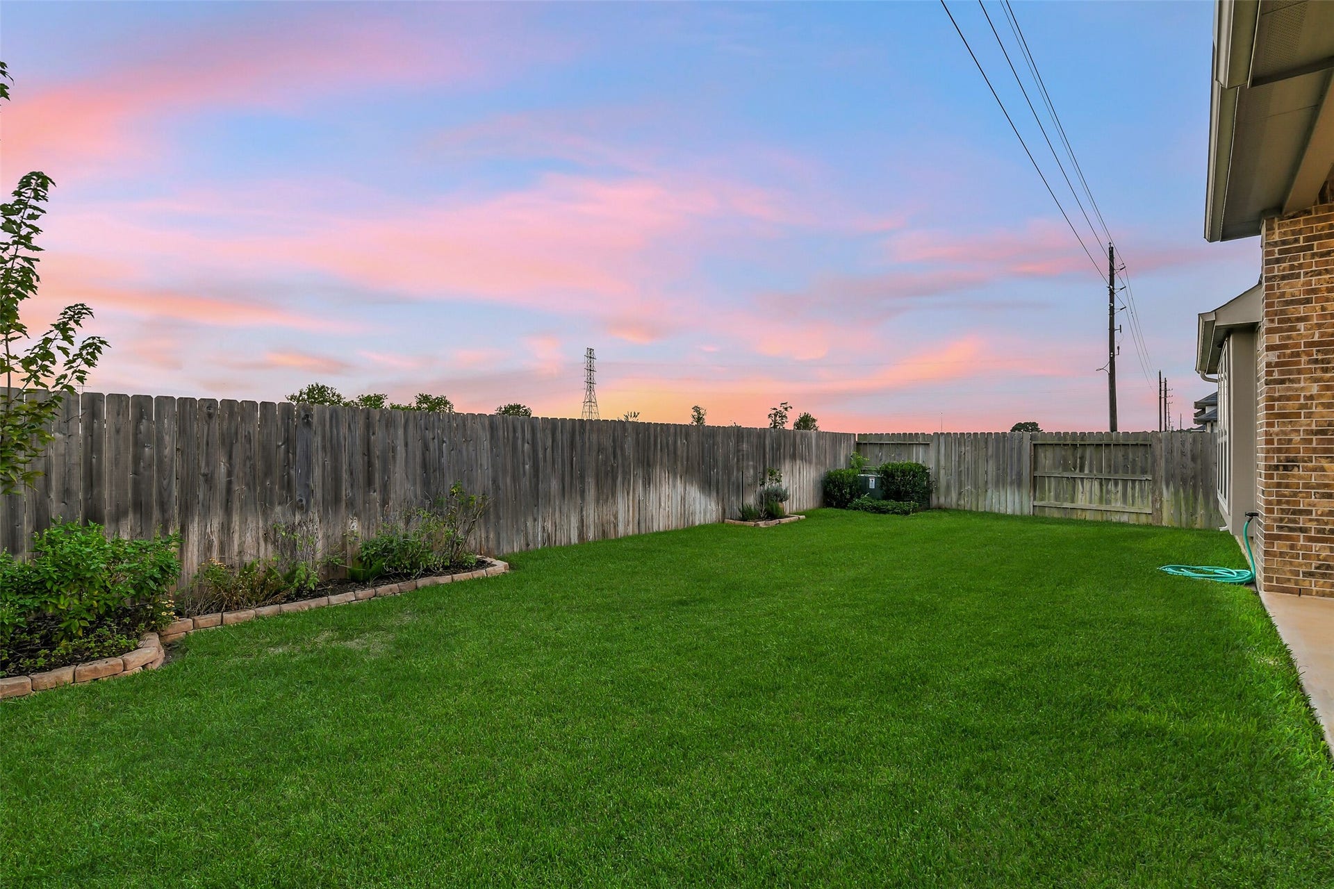 20330 Rose Gray Lane, Tomball, TX 77377 Fully fenced and landscaped backyard with no backdoor neighbors.
