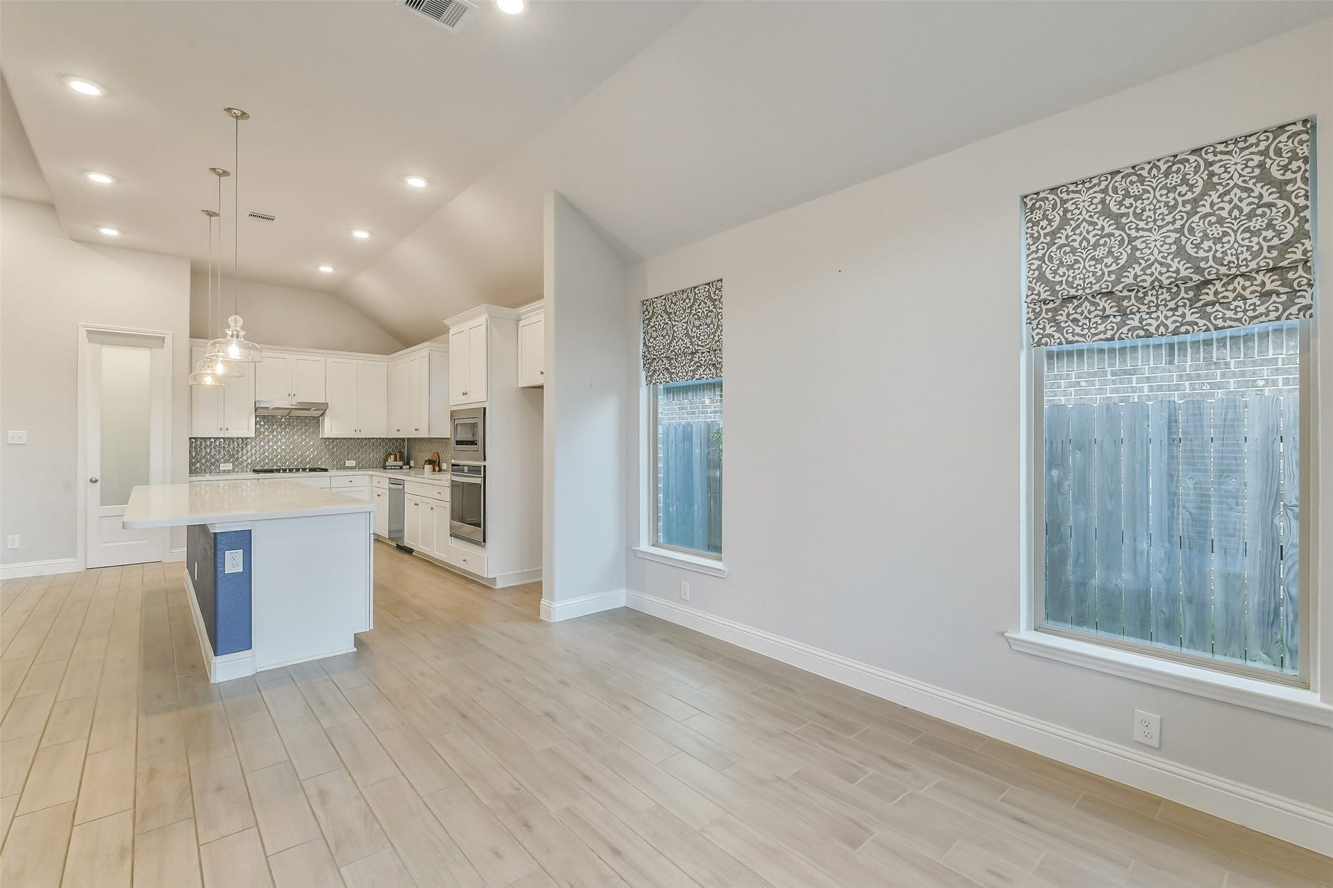 20330 Rose Gray Lane, Tomball, TX 77377 Dining area is situated perfectly off the kitchen.