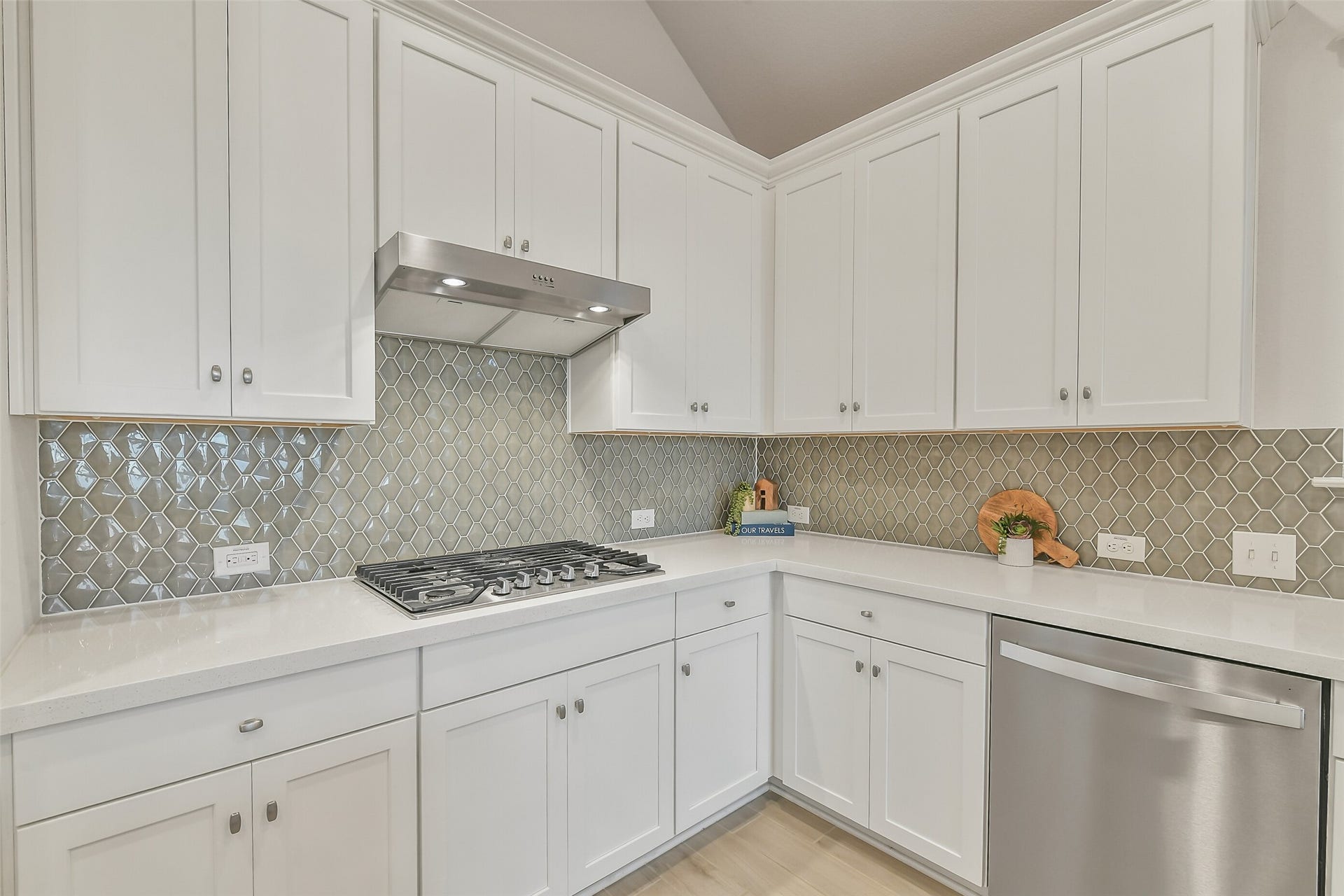 20330 Rose Gray Lane, Tomball, TX 77377 Stainless steel gas stove and vent perfect for cooking your favorite meal.