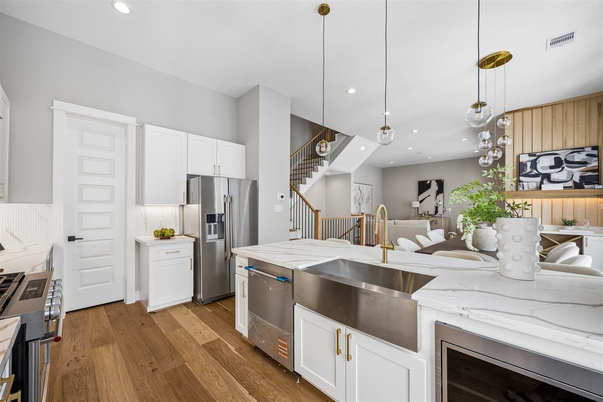 1187 W 19th Street, Houston, TX 77008 1187 W 19th Street, Houston, TX 77008
