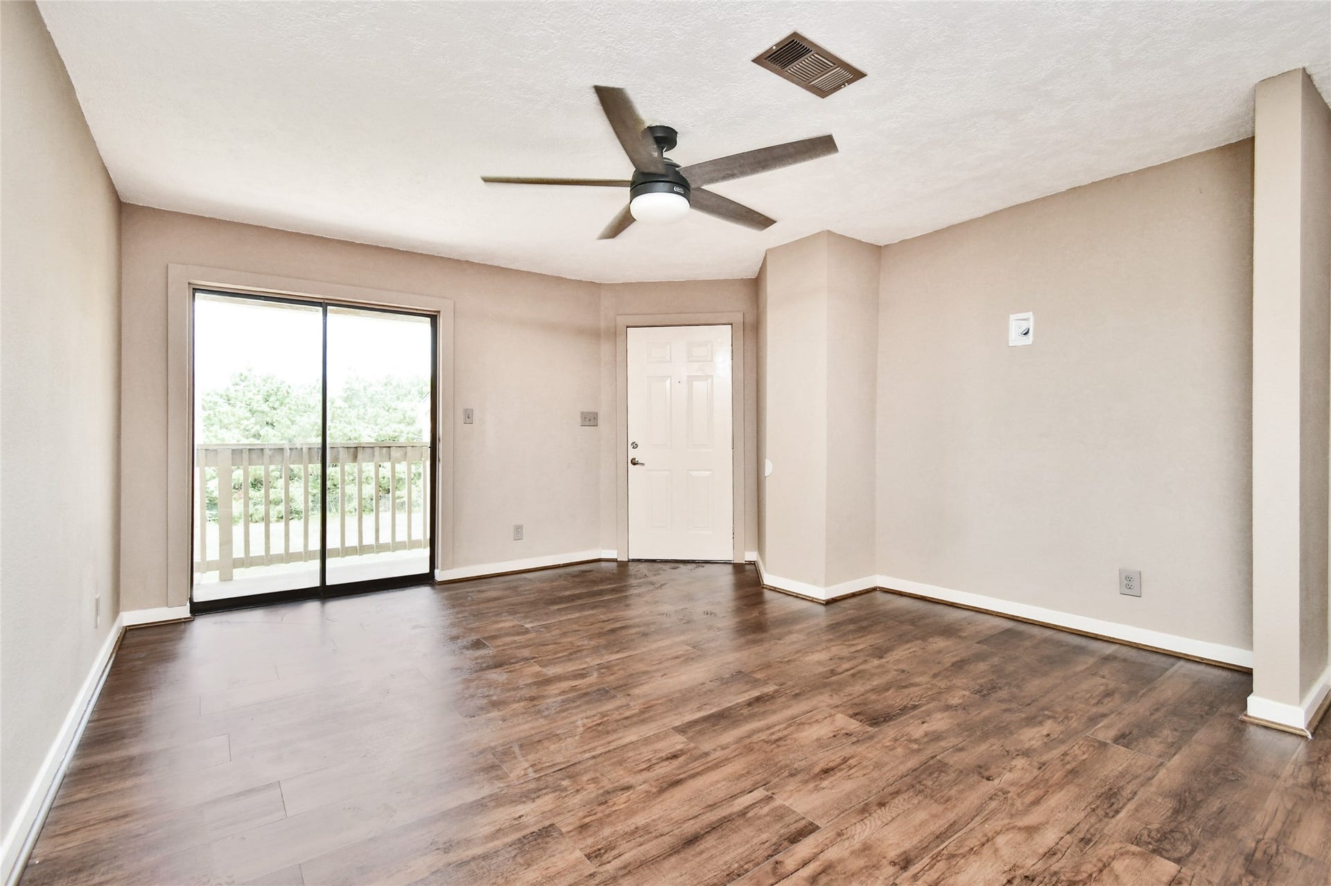 2501 Gulf Freeway, #14A, Dickinson, TX 77539 2501 Gulf Freeway, #14A, Dickinson, TX 77539