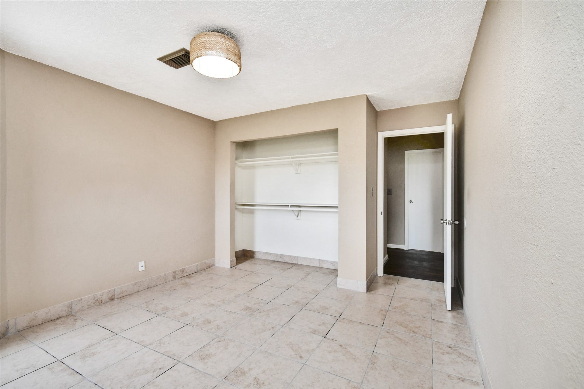 2501 Gulf Freeway, #14A, Dickinson, TX 77539 2501 Gulf Freeway, #14A, Dickinson, TX 77539