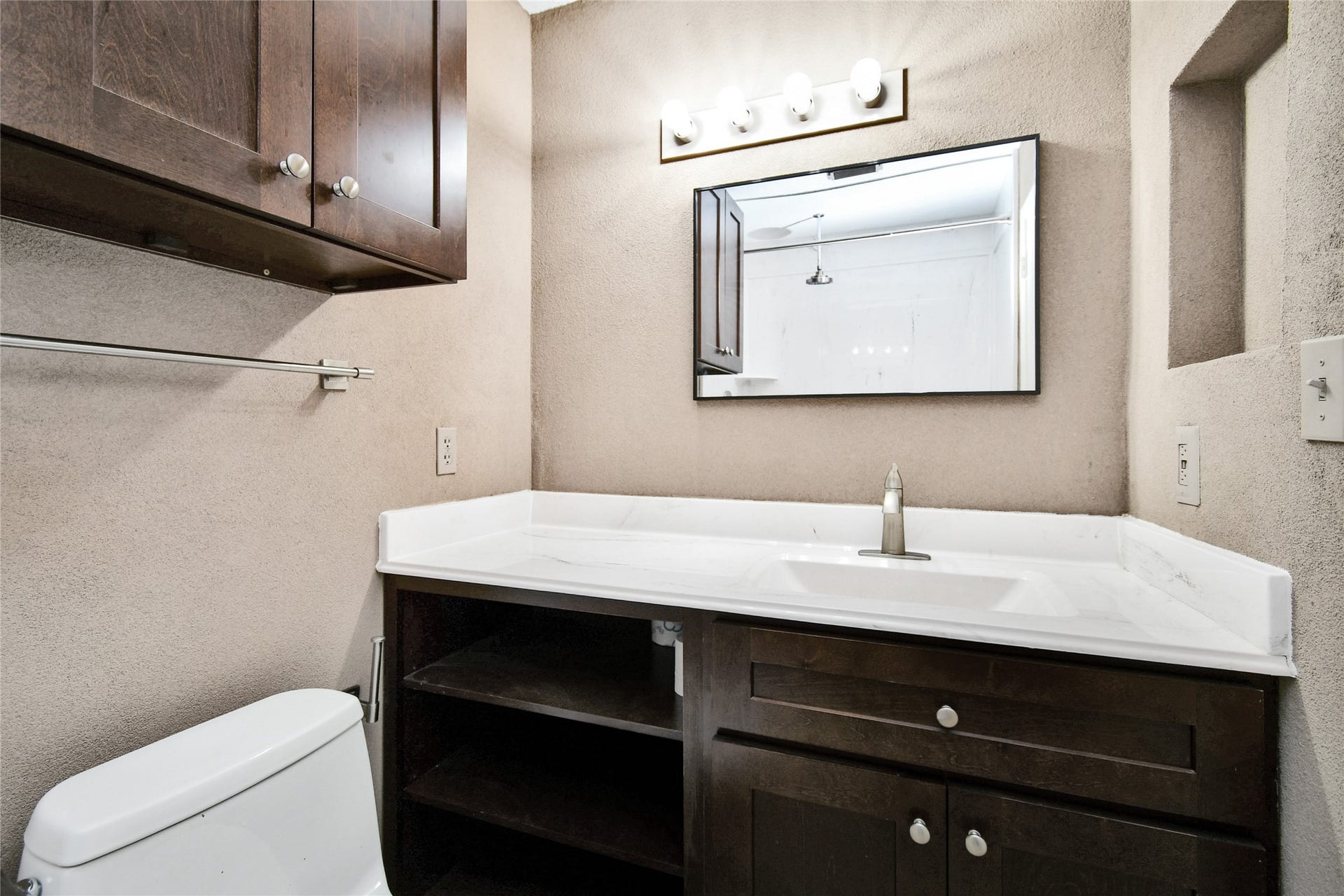 2501 Gulf Freeway, #14A, Dickinson, TX 77539 2501 Gulf Freeway, #14A, Dickinson, TX 77539