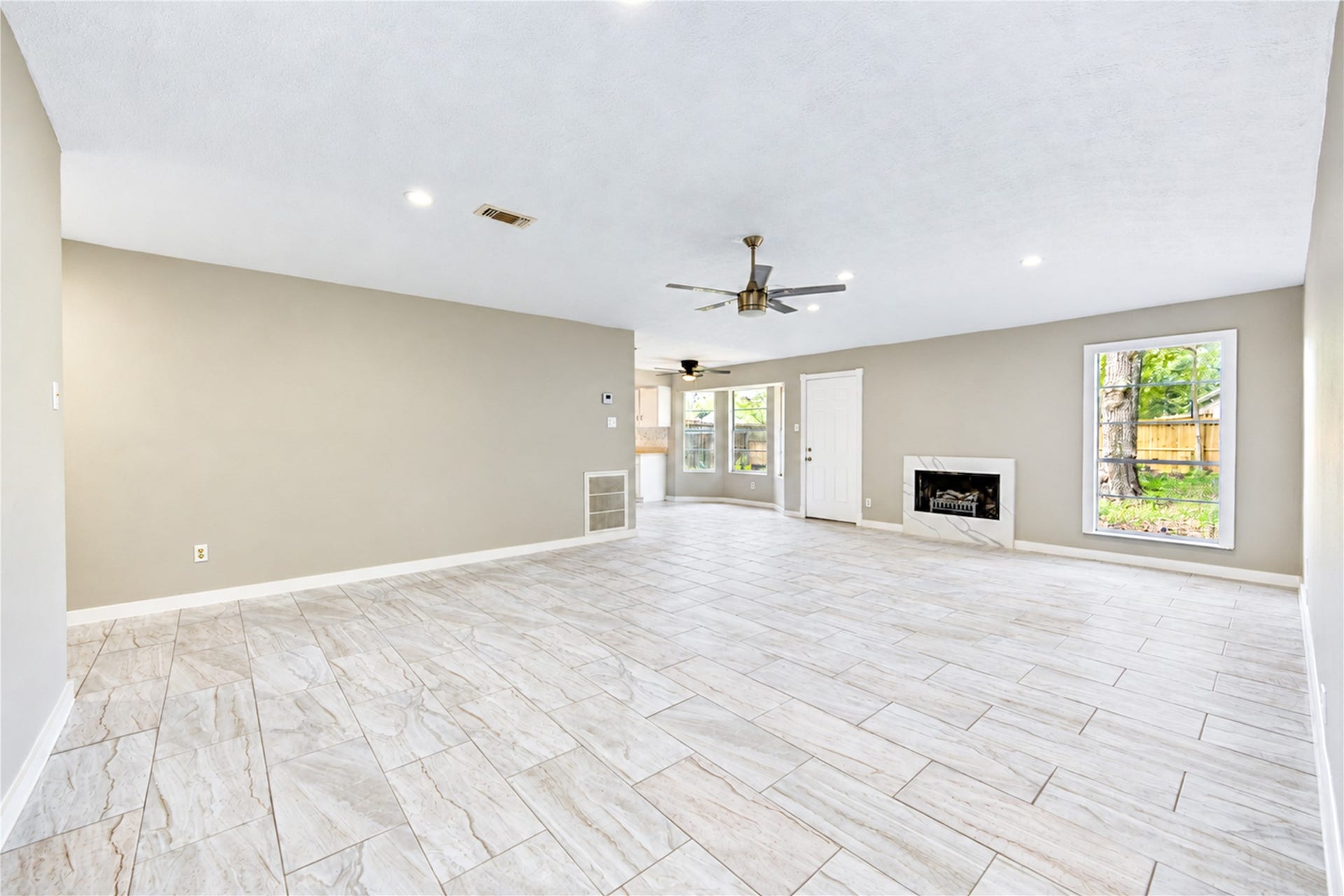 16722 Tupelo Lane, Splendora, TX 77372 16722 Tupelo Lane, Splendora, TX 77372