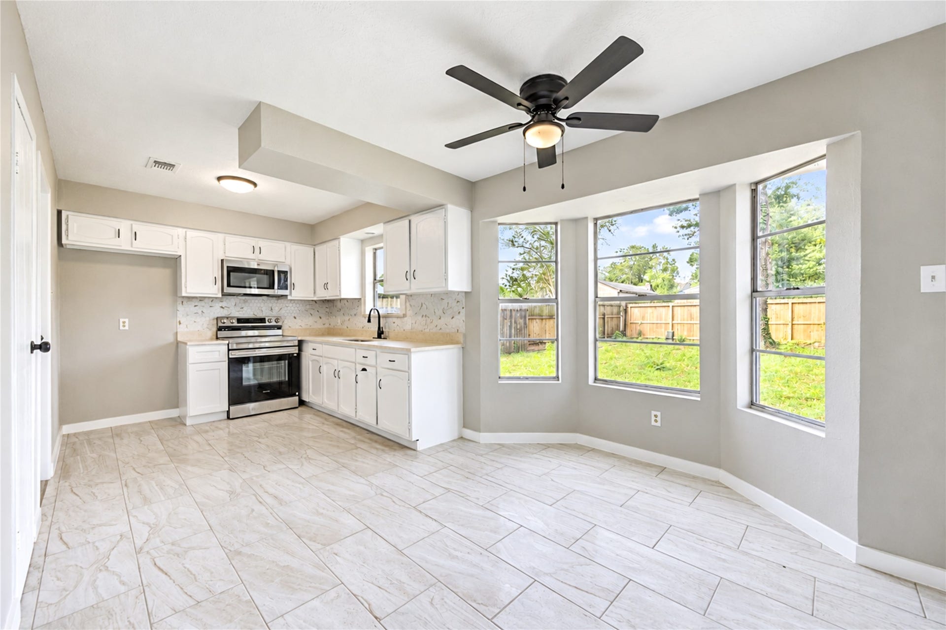 16722 Tupelo Lane, Splendora, TX 77372 16722 Tupelo Lane, Splendora, TX 77372