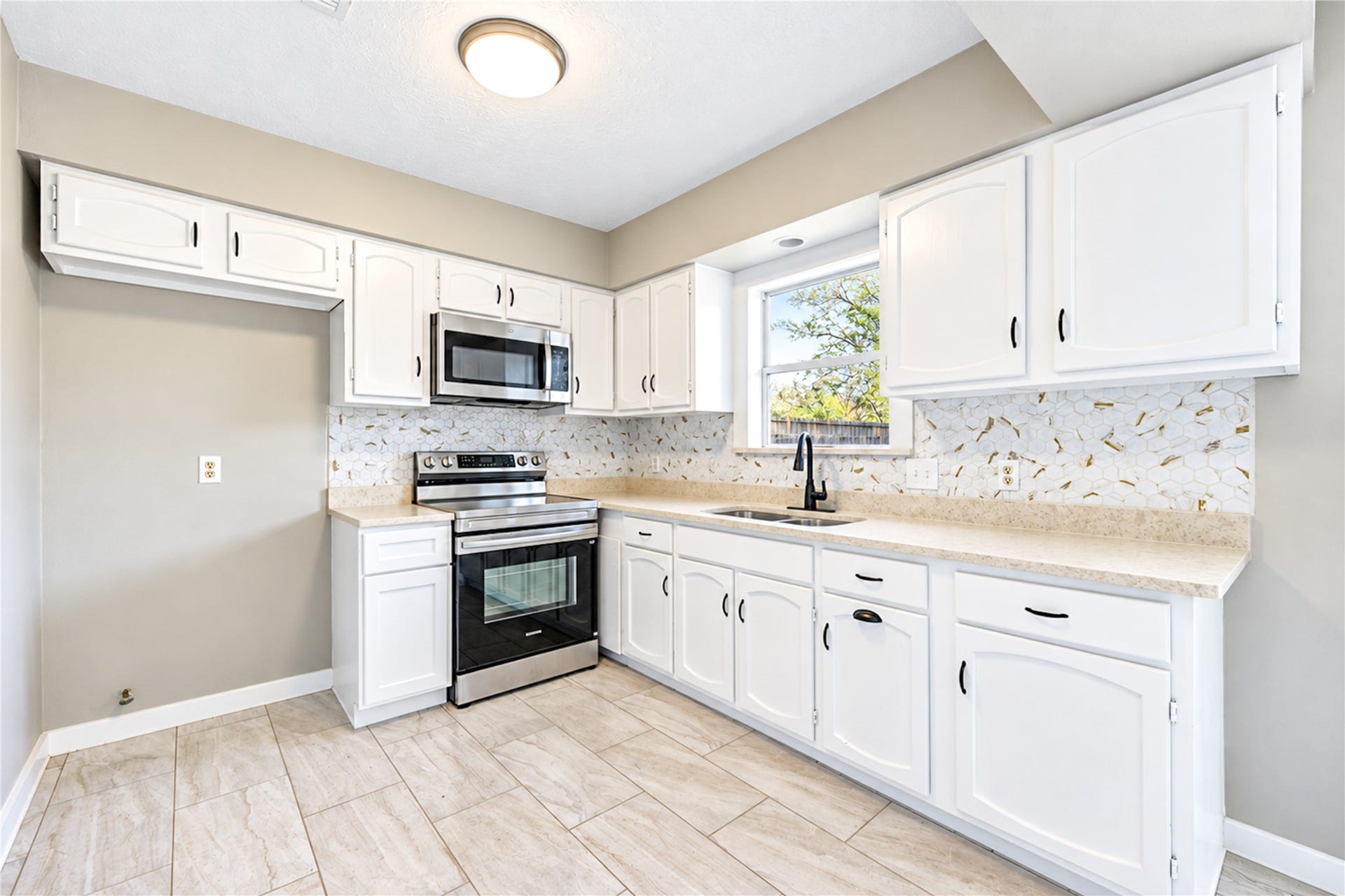 16722 Tupelo Lane, Splendora, TX 77372 16722 Tupelo Lane, Splendora, TX 77372