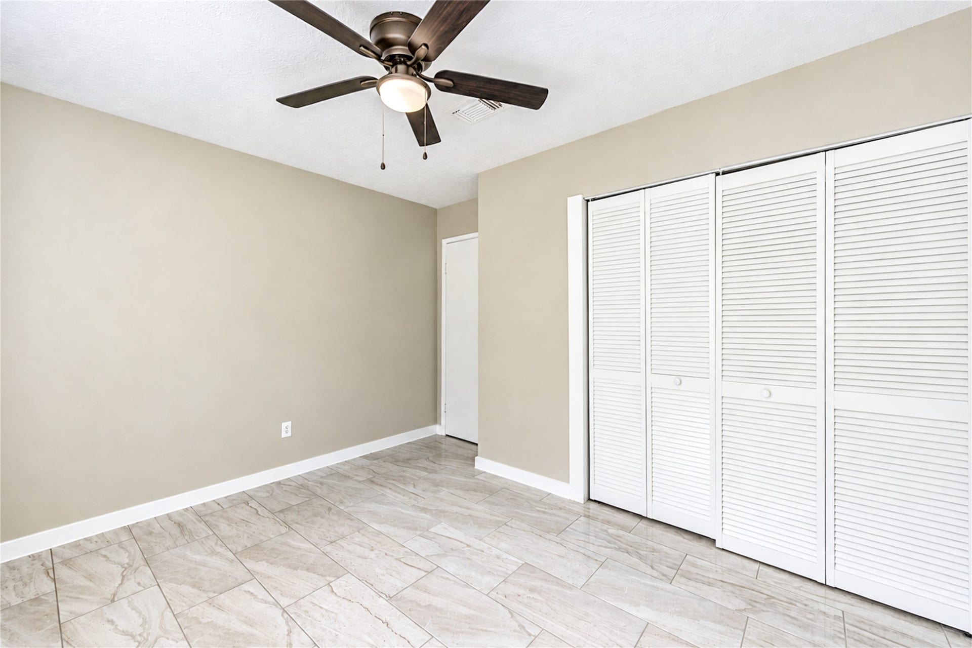 16722 Tupelo Lane, Splendora, TX 77372 16722 Tupelo Lane, Splendora, TX 77372