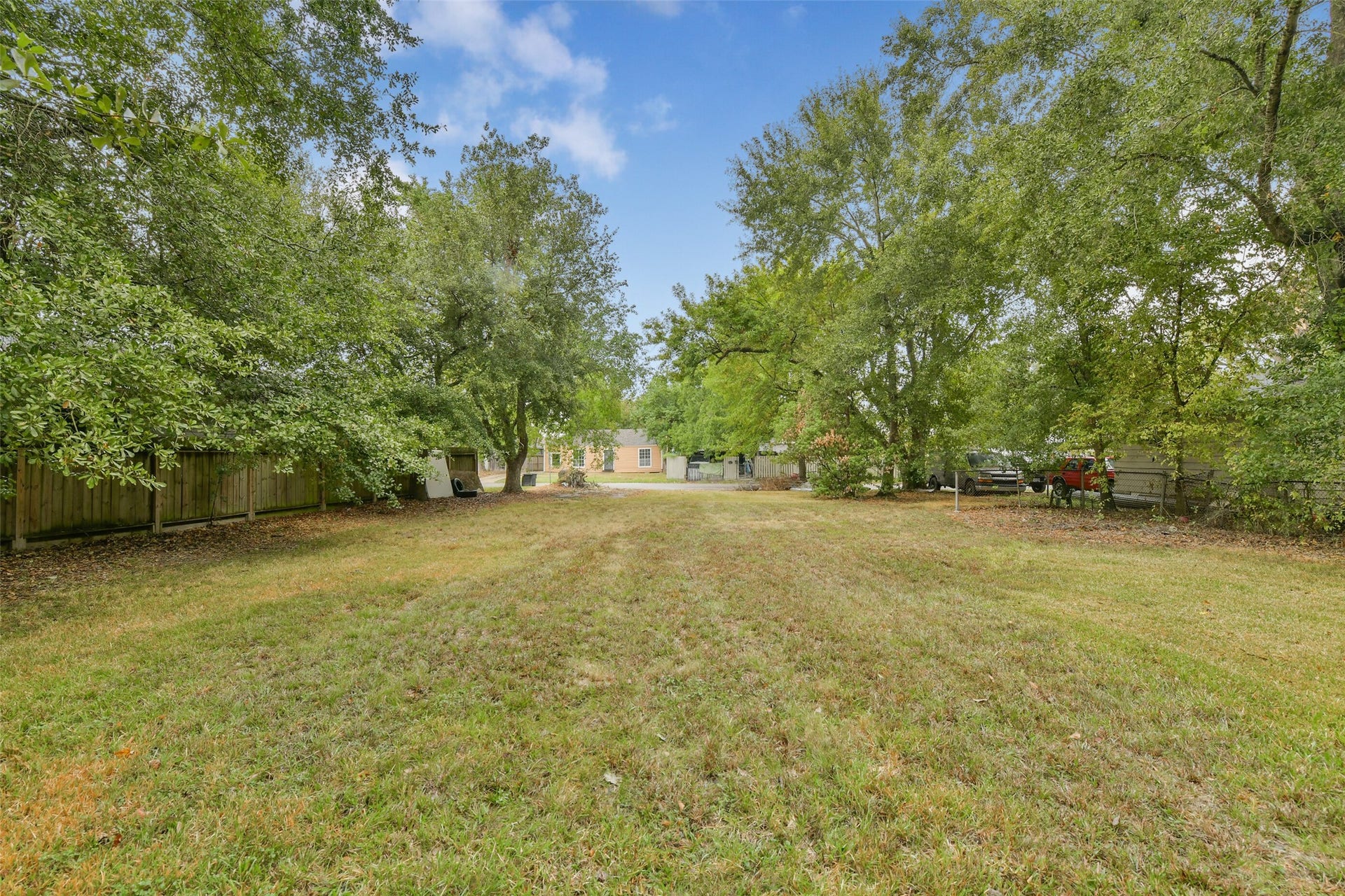 4604 Keystone Street, Houston, TX 77021 View from the back of the lot