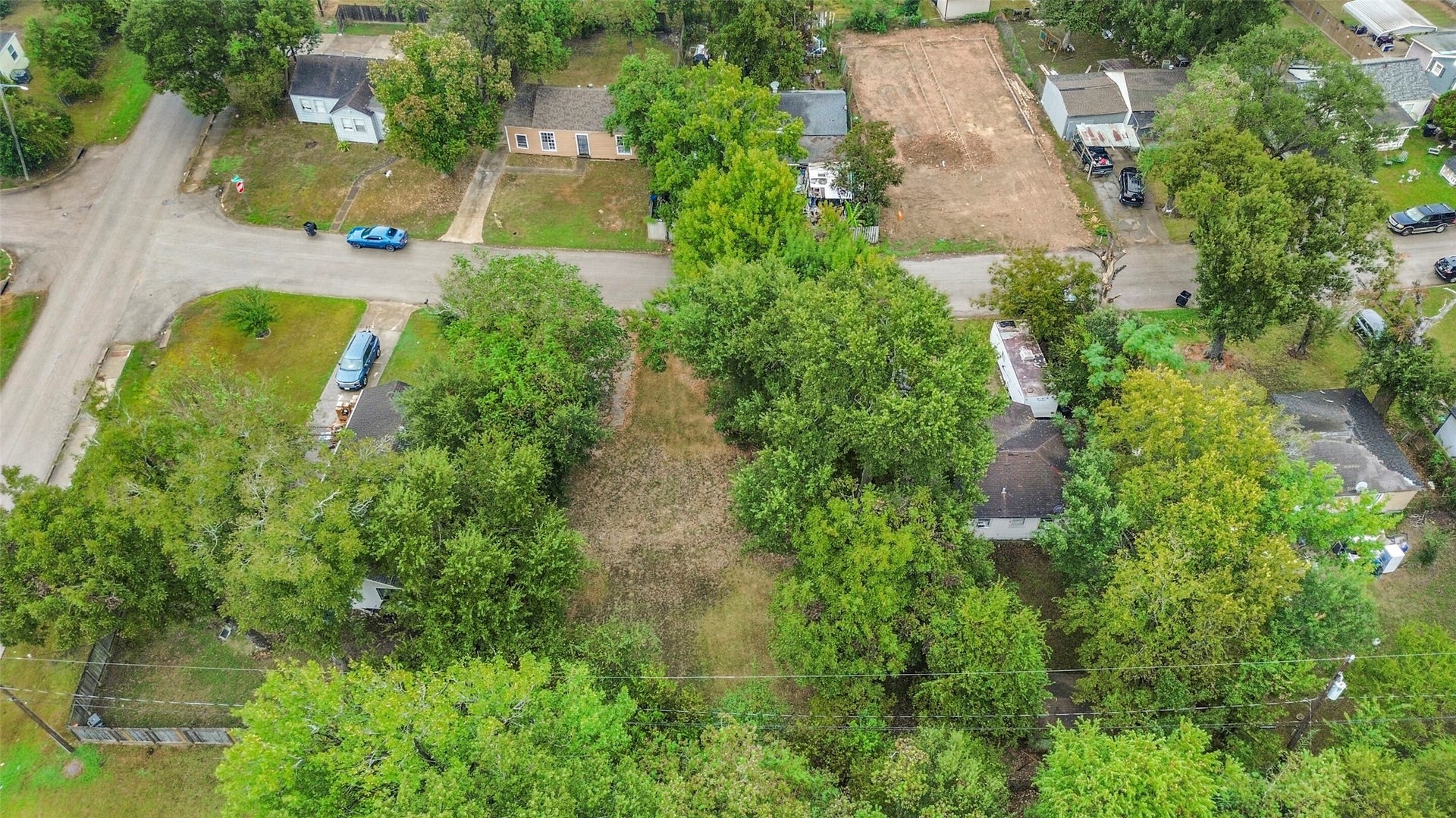 4604 Keystone Street, Houston, TX 77021 This property has been cleared & is ready for your vision.