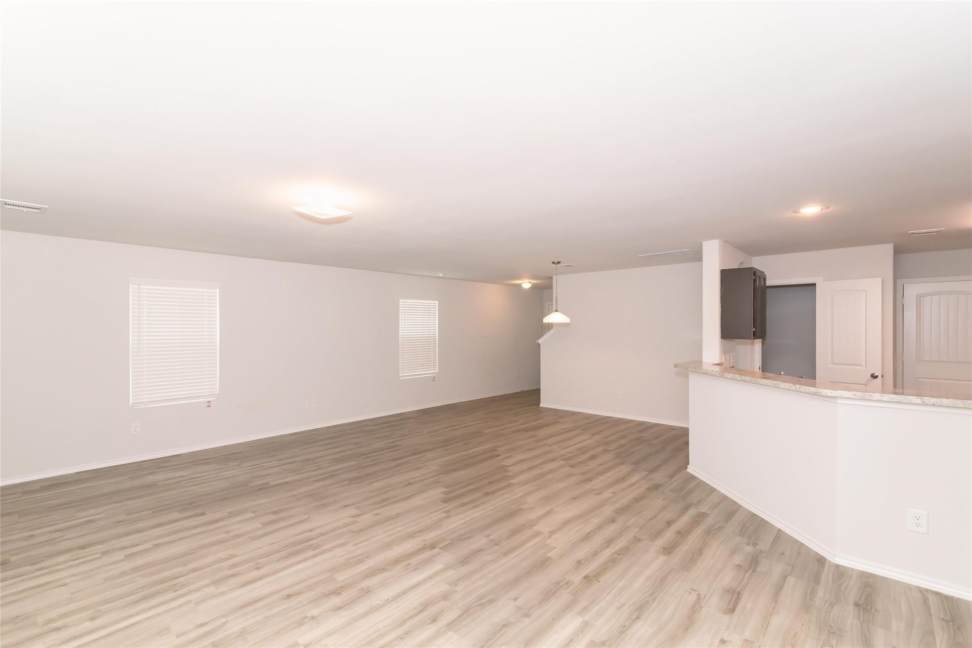 24511 Amaldi Court, Katy, TX 77493 Photos may be representative of the floor plan and not the exact home. Finishes, layout, and features of the actual property for lease may vary.