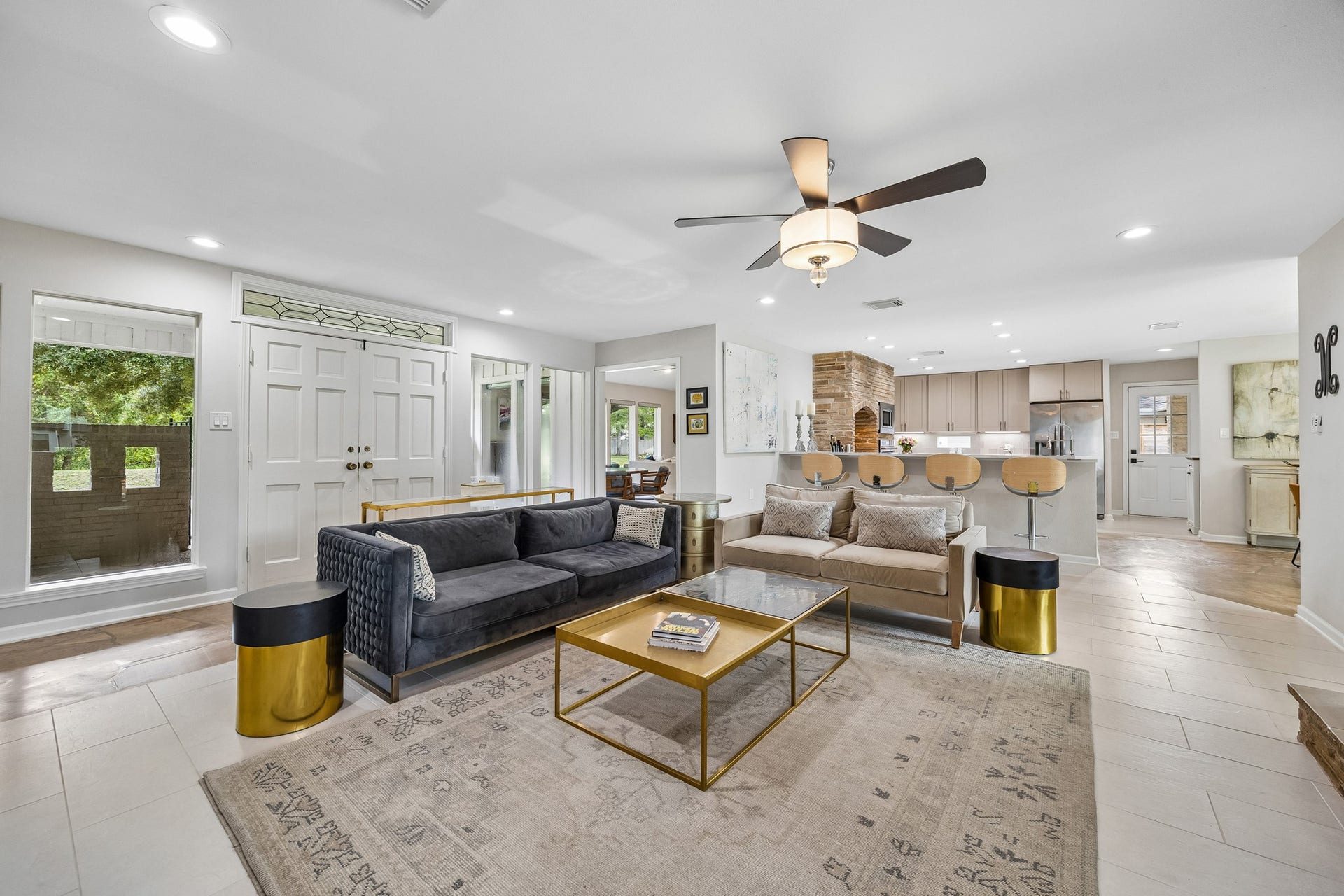 12314 Honeywood Trail, Houston, TX 77077 Another view of the living room shows the open floor plan, great for entertaining!