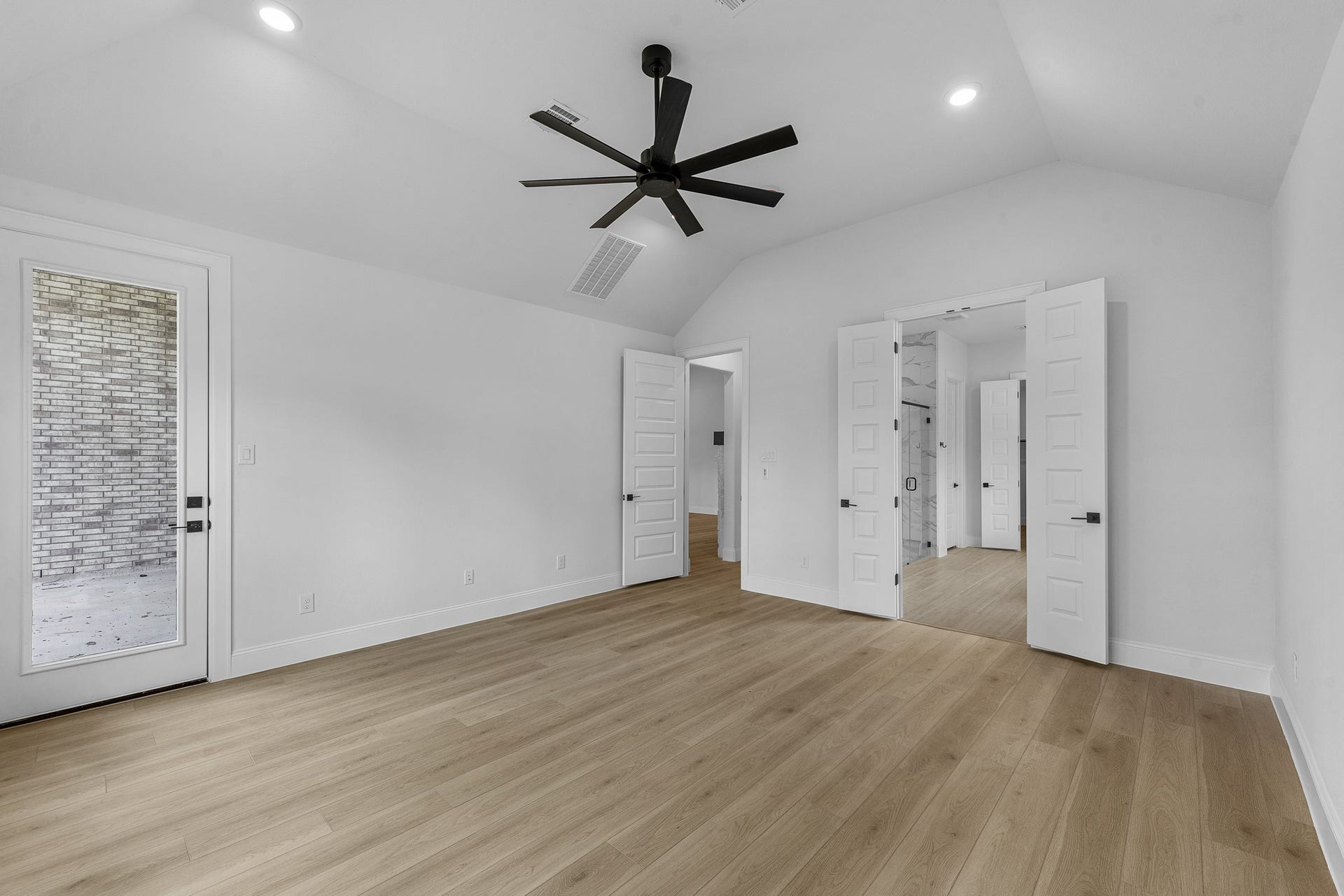 736 Golden Aster Boulevard, Waller, TX 77484 Represented Photo