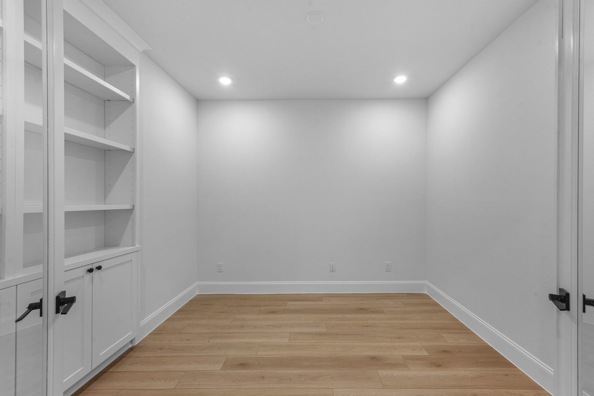 736 Golden Aster Boulevard, Waller, TX 77484 Represented Photo
