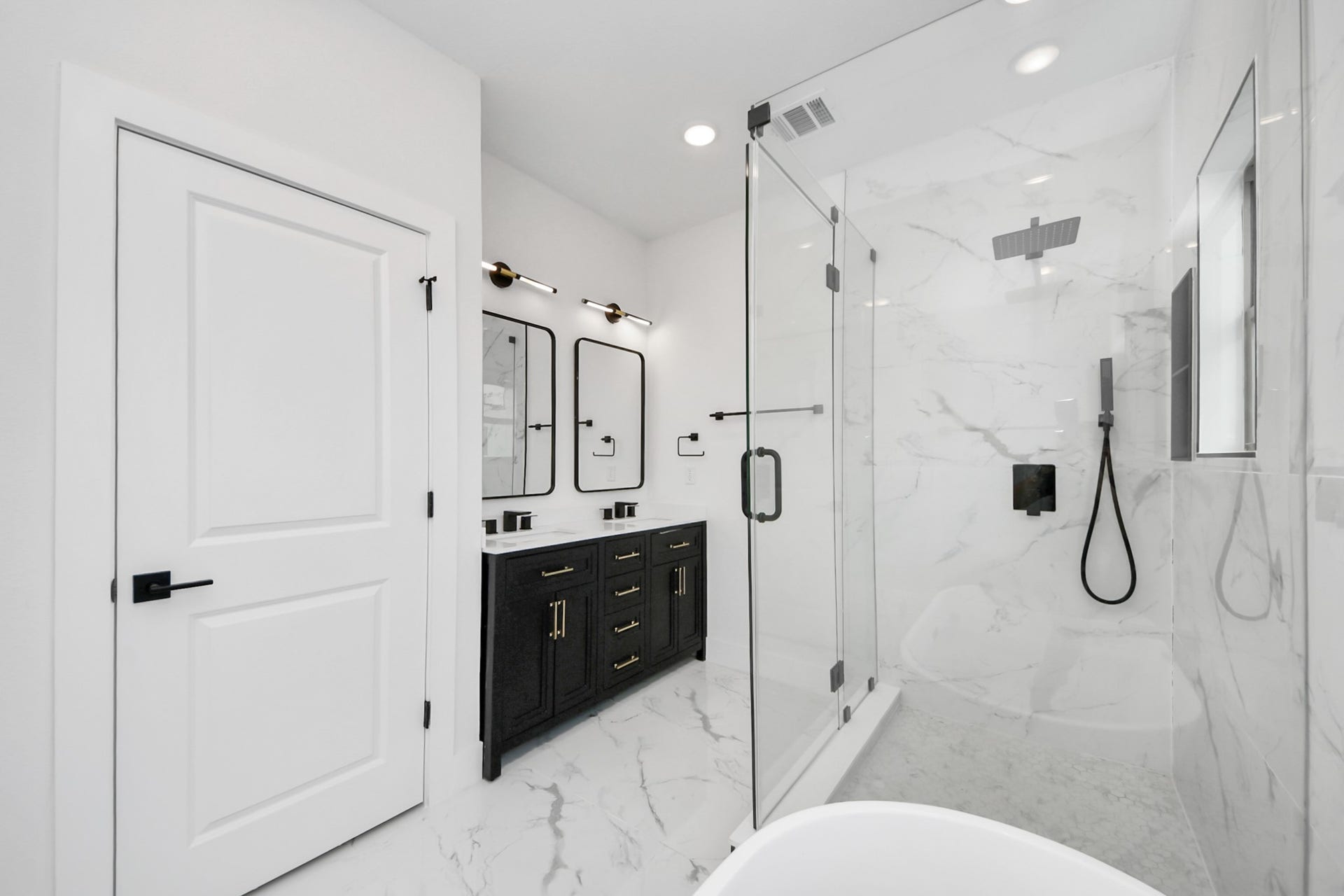 5630 Dolores Street, Houston, TX 77057 5630 Dolores Street, Houston, TX 77057