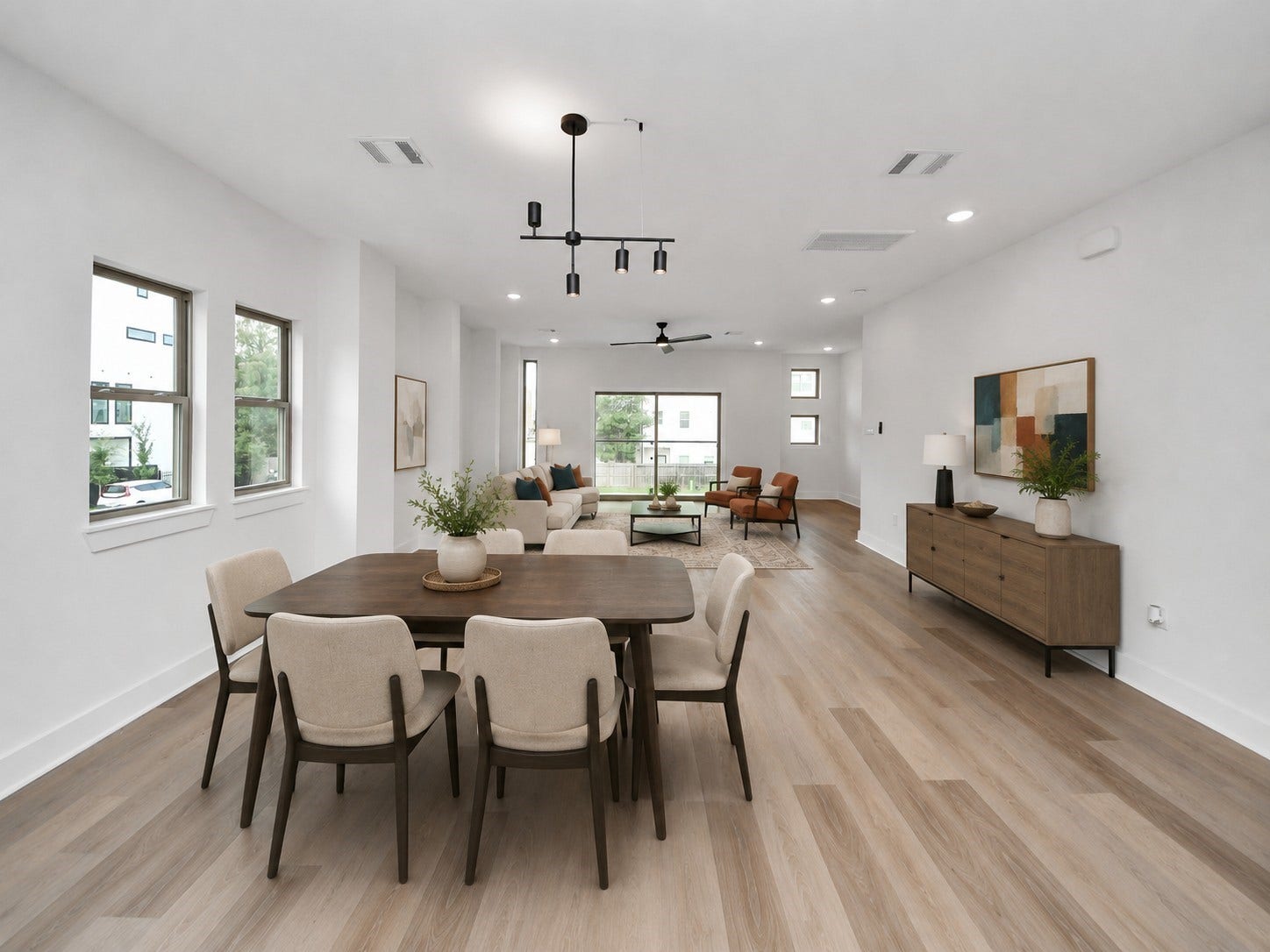 5630 Dolores Street, Houston, TX 77057 Virtually staged